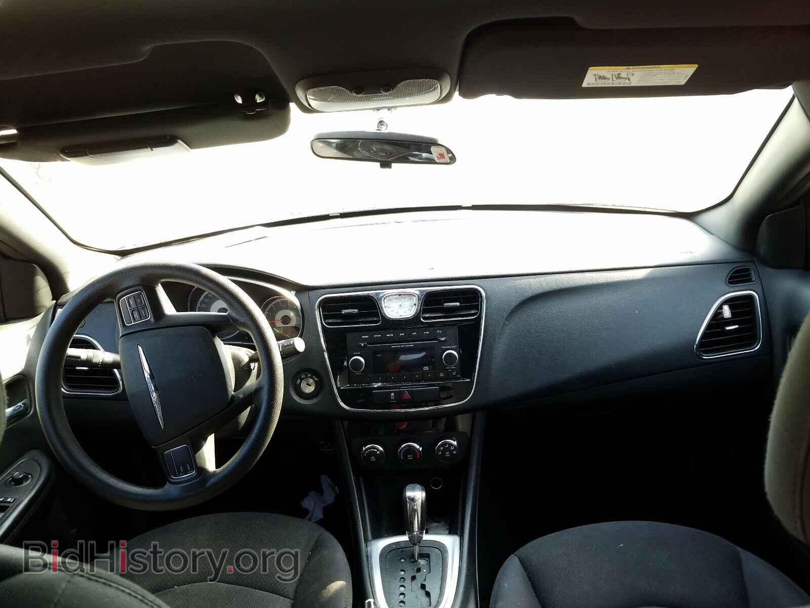 2012 CHRYSLER 200 - VIN: 1C3CCBAB9CN268427 - Фото 9