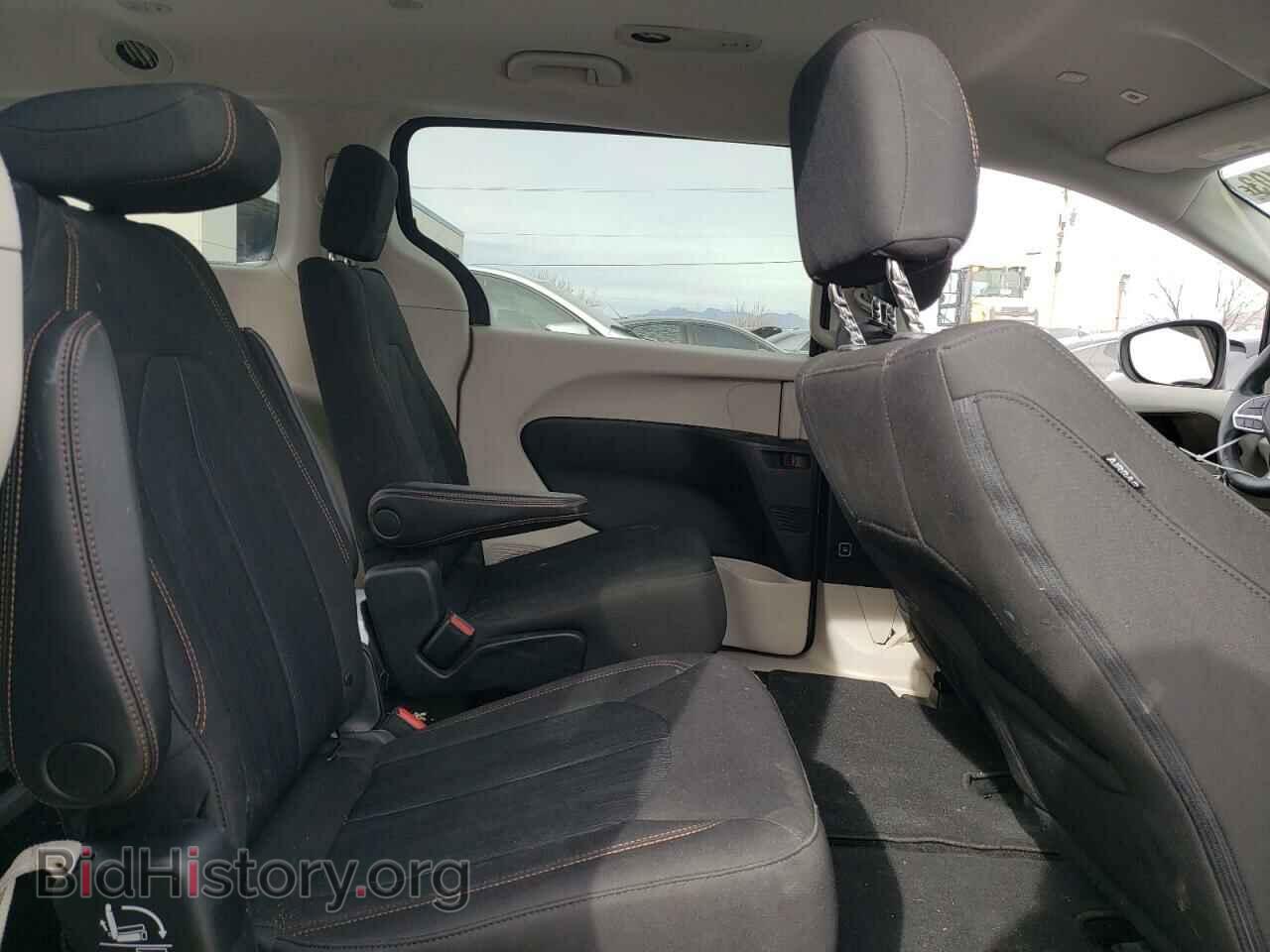 2018 CHRYSLER PACIFICA - VIN: 2C4RC1DG4JR148560 - Photo 10