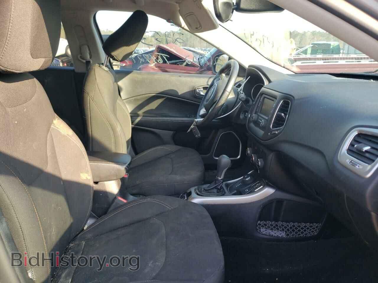 2017 JEEP COMPASS - VIN: 3C4NJDAB4HT647297 - Фото 5