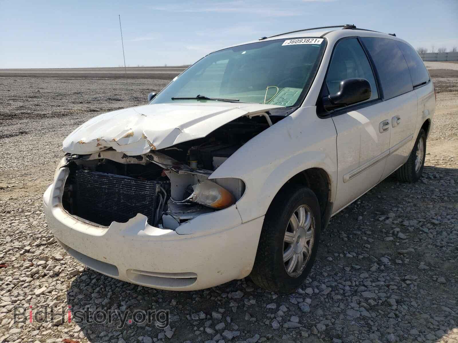 2006 CHRYSLER MINIVAN - VIN: 2A4GP54L96R823059 - Фото 2