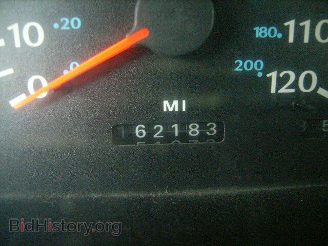 1996 DODGE NEON - VIN: 3B3ES47C3TT233452 - Фото 8
