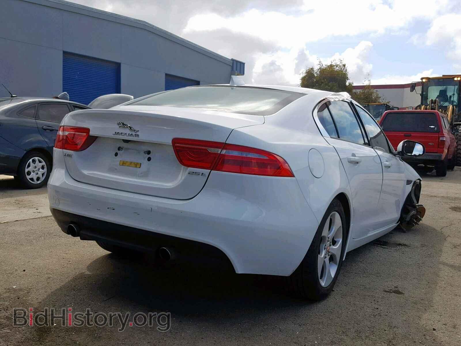 2017 JAGUAR XE - VIN: SAJAR4BG4HA976012 - Фото 4
