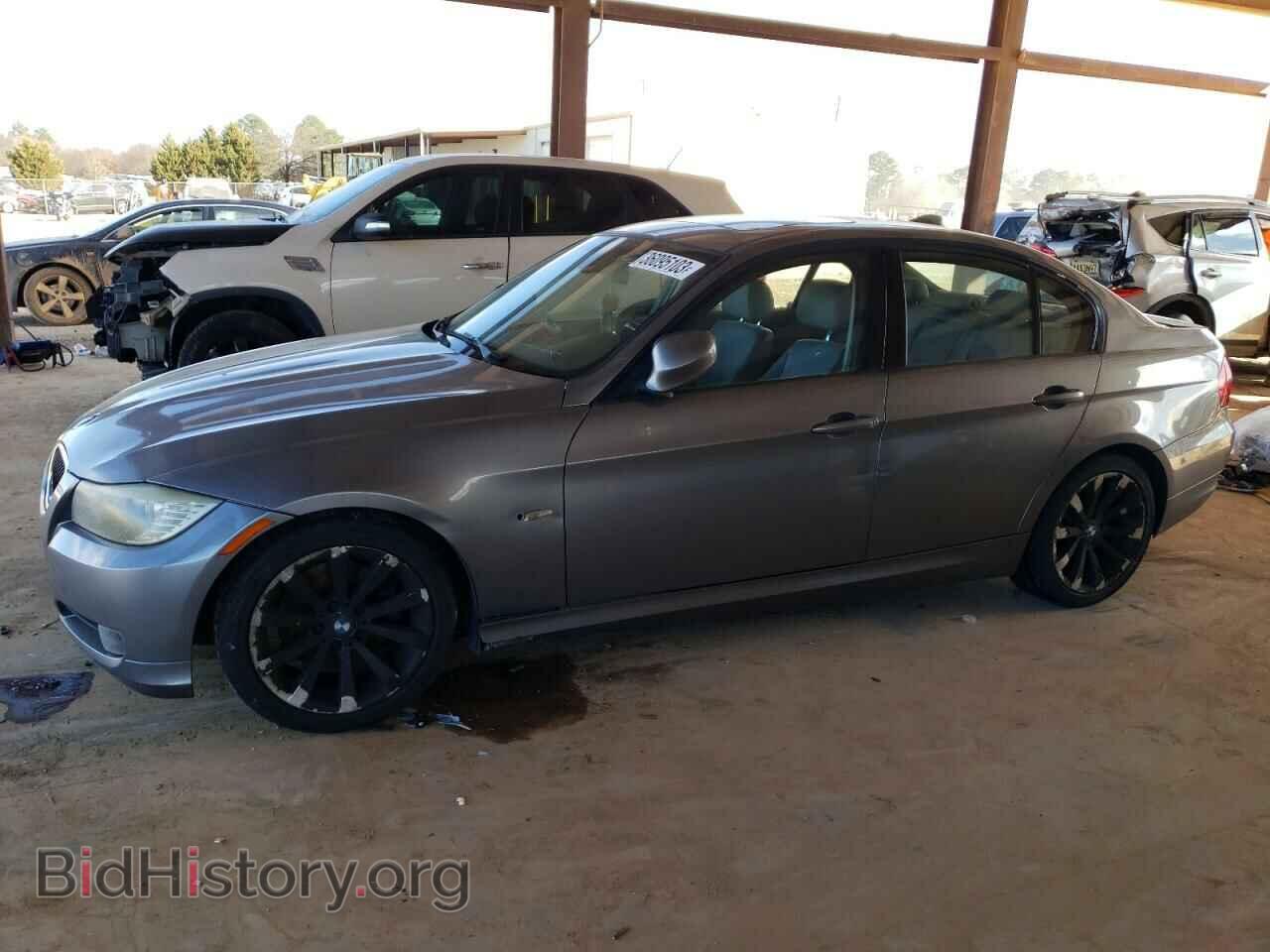 Photo WBAPH7C55BE461317 - BMW 3 SERIES 2011