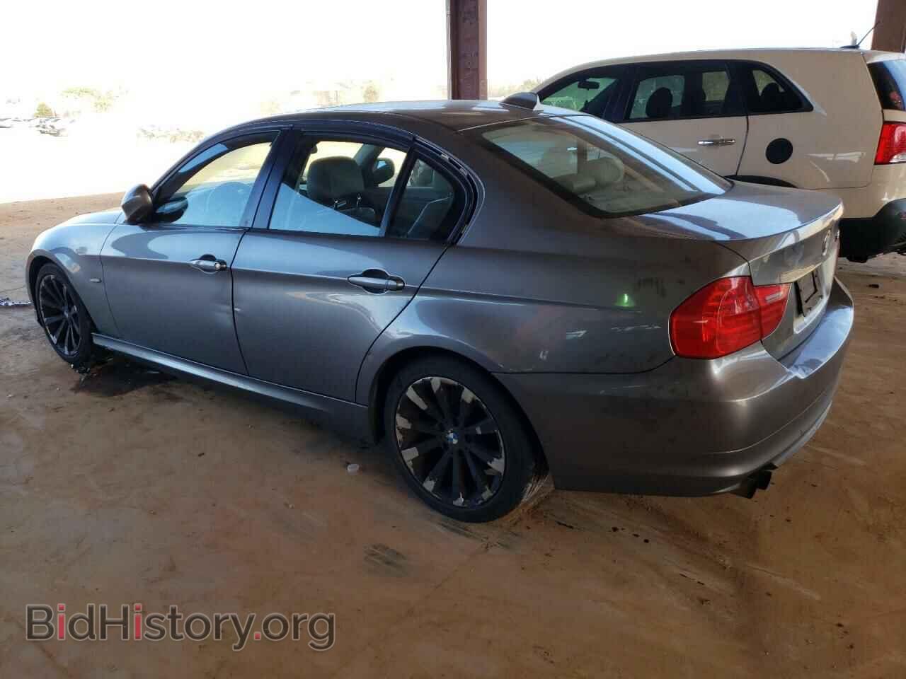 2011 BMW 3 SERIES - VIN: WBAPH7C55BE461317 - Фото 2