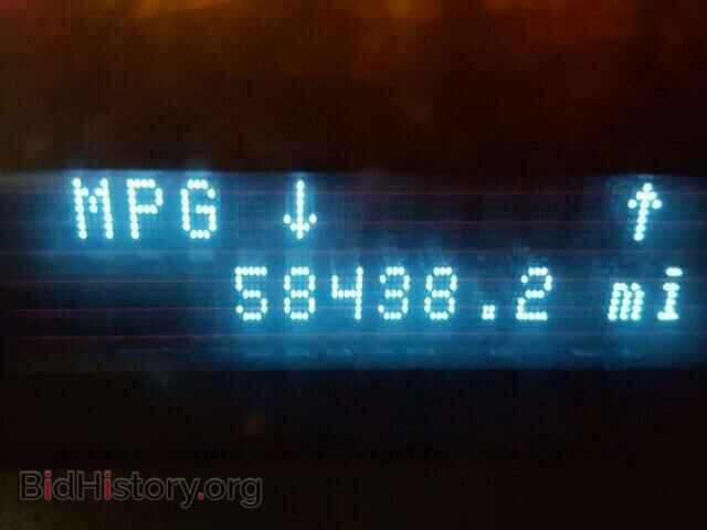 2011 FORD ESCAPE - VIN: 1FMCU0C72BKA25866 - Фото 8