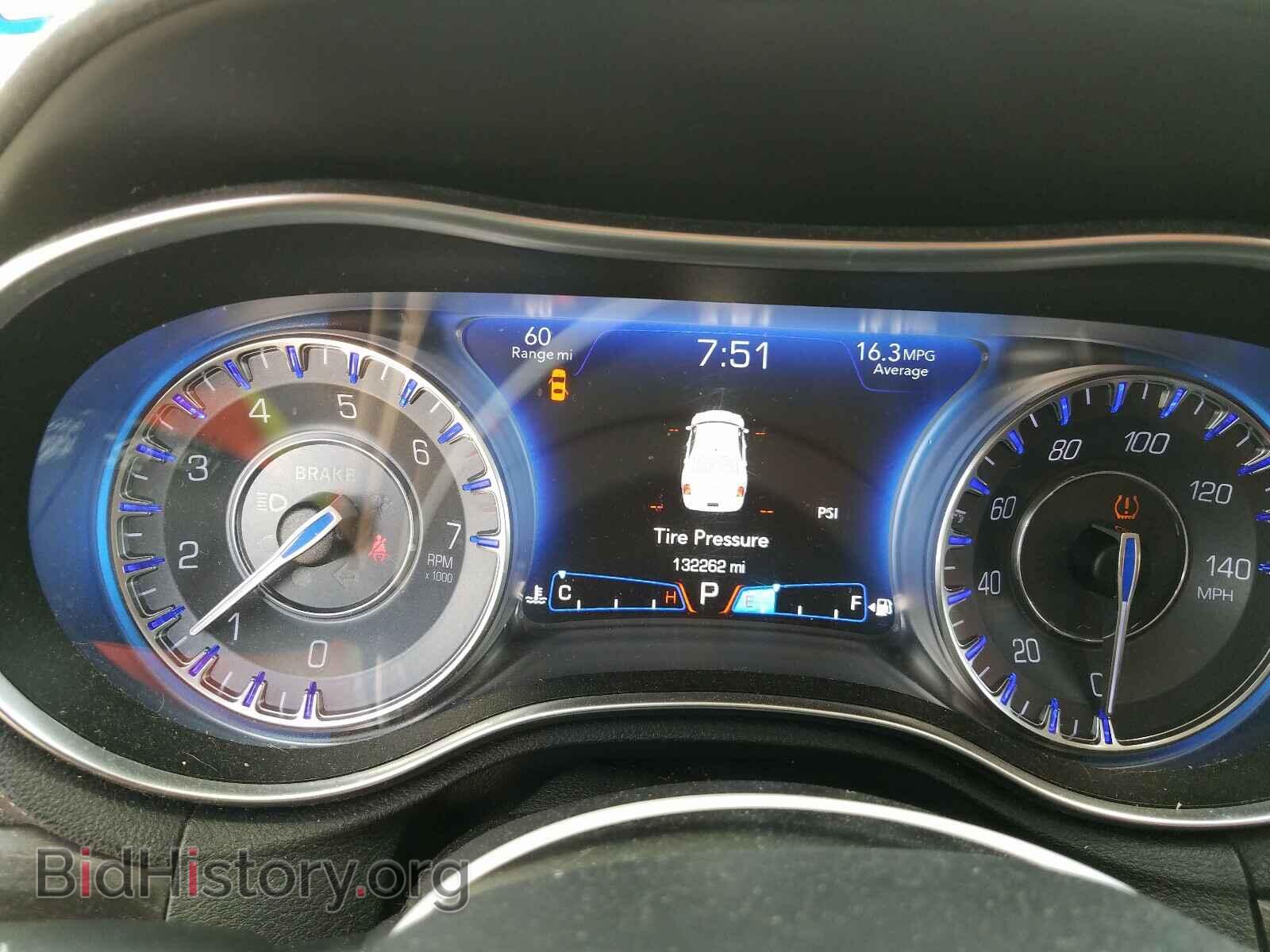 2015 CHRYSLER 300 - VIN: 2C3CCAAG6FH931956 - Фото 8