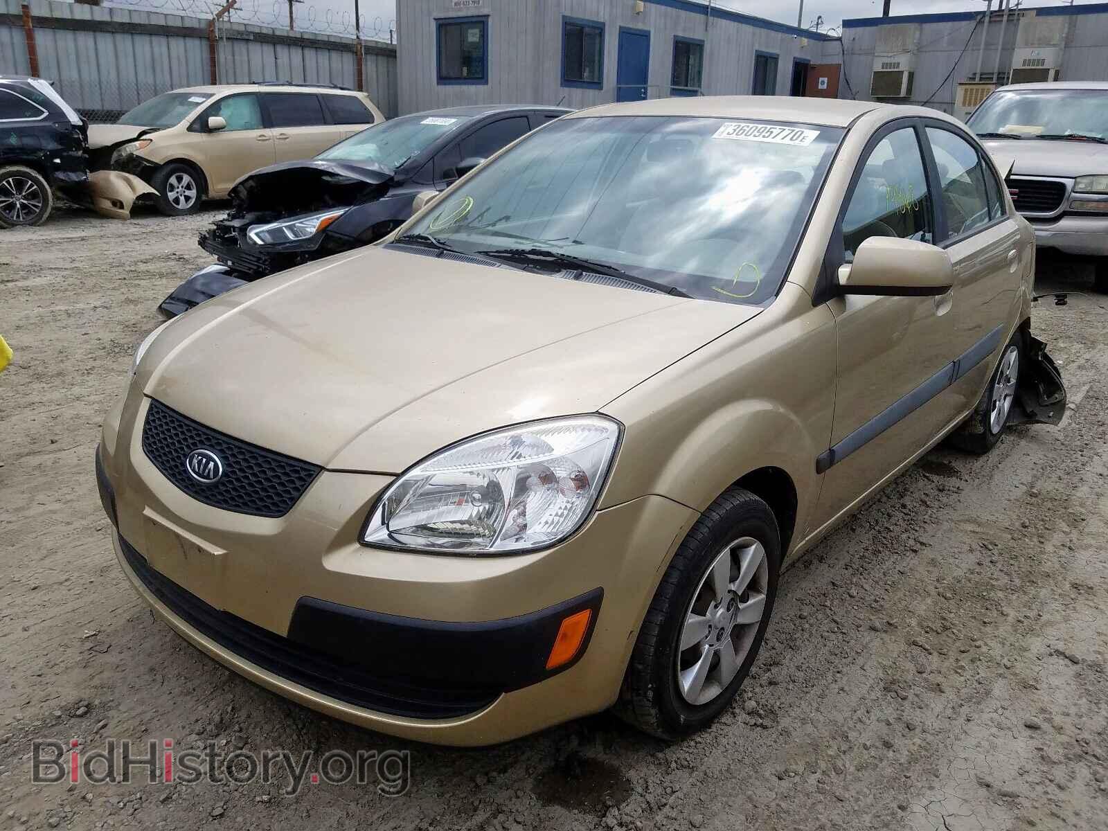 2007 KIA RIO BASE - VIN: KNADE123X76205880 - Фото 2