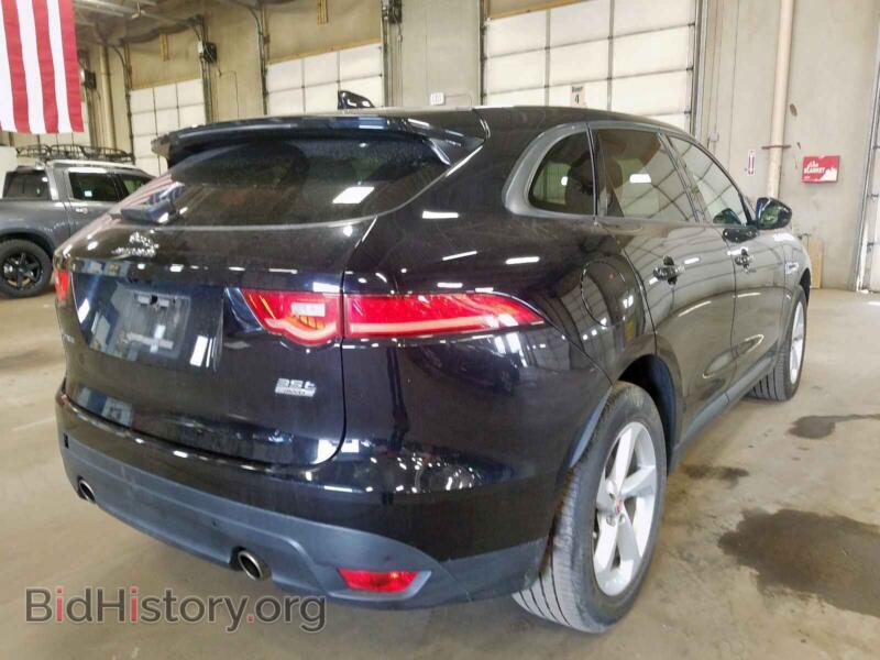 2017 Jaguar F-PACE (VIN SADCJ2BV2HA047250) — фото 4 из 10