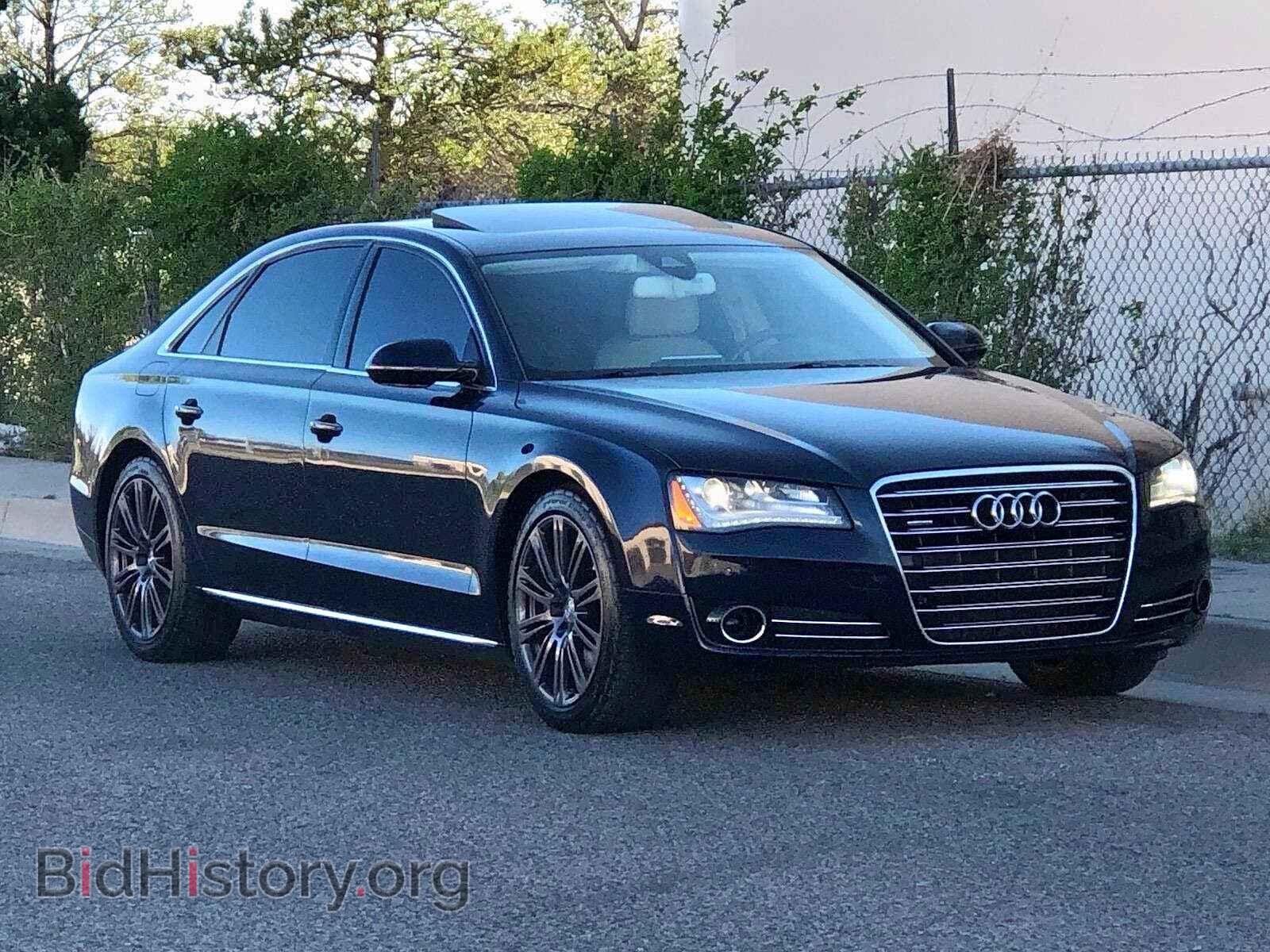 Photo WAURVAFD5BN022104 - AUDI A8 2011