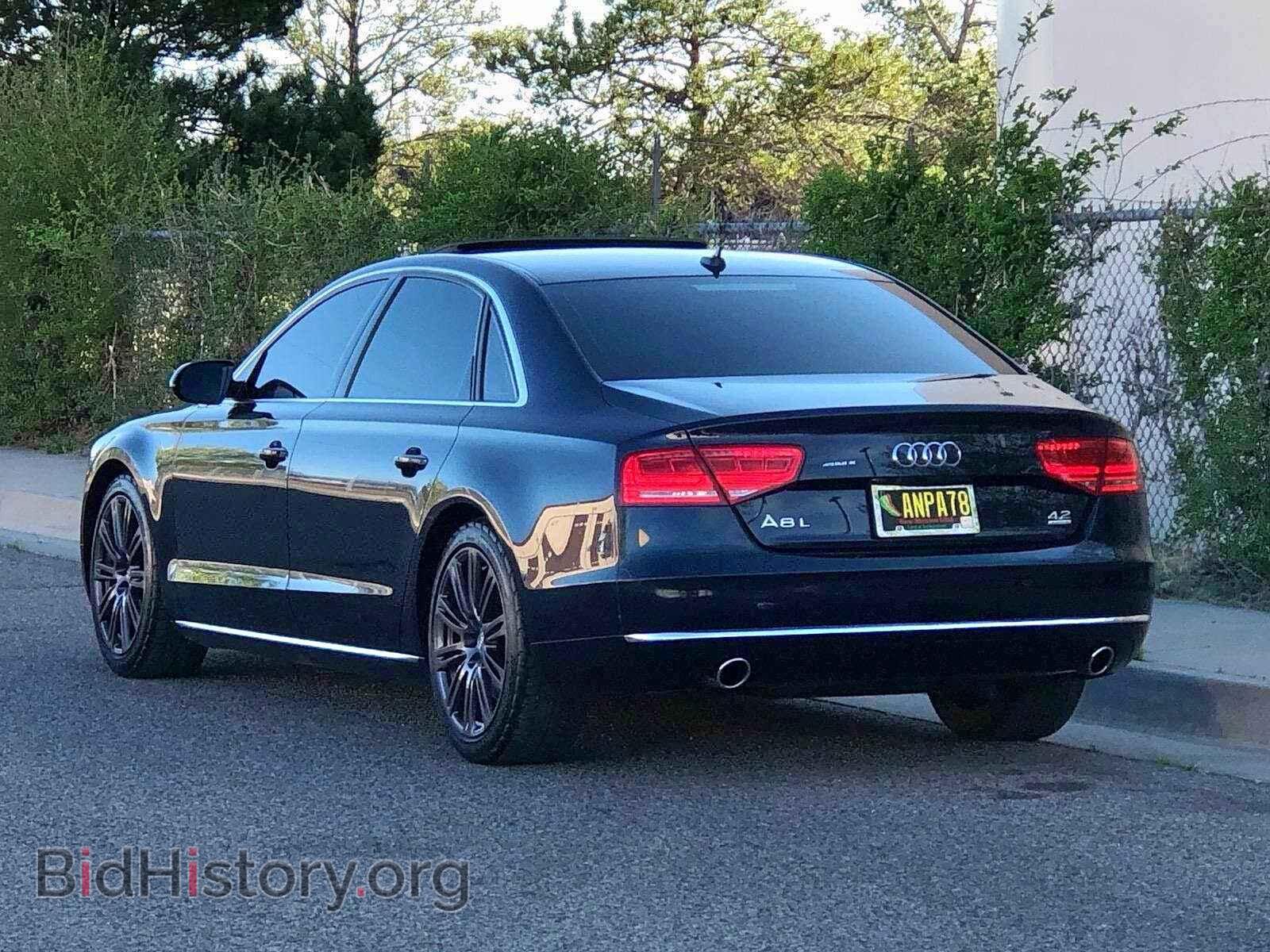 2011 AUDI A8 - VIN: WAURVAFD5BN022104 - Фото 3