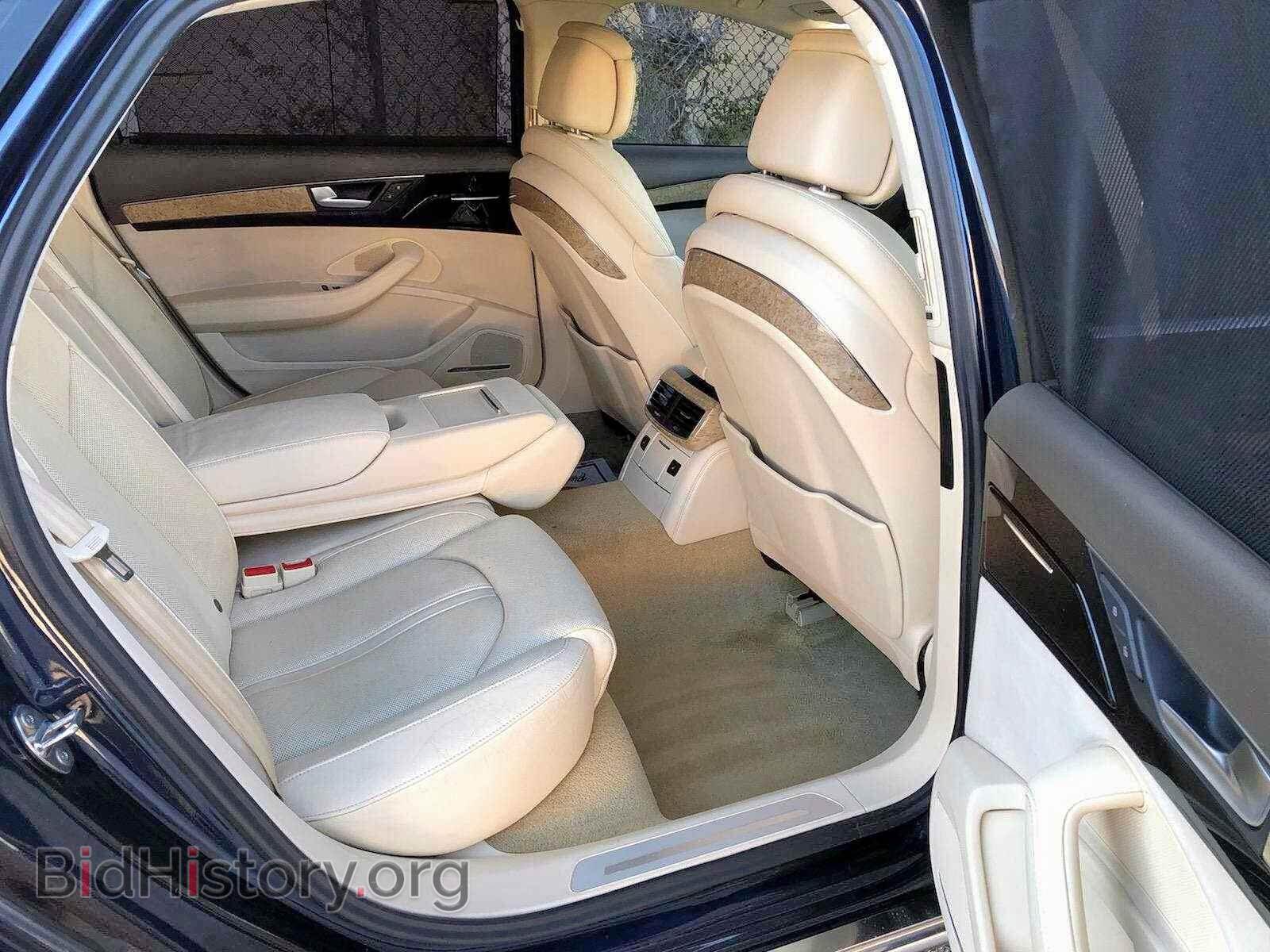 2011 AUDI A8 - VIN: WAURVAFD5BN022104 - Фото 6