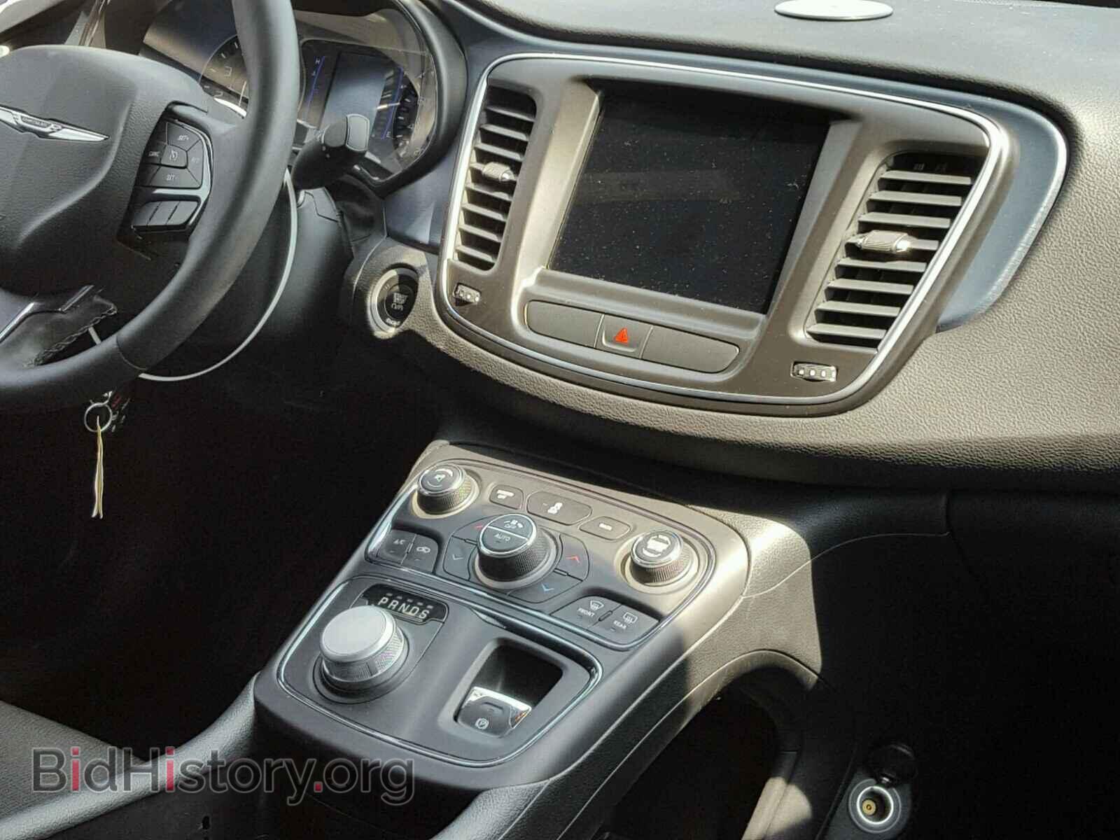2016 CHRYSLER 200 - VIN: 1C3CCCBB0GN179114 - Фото 9