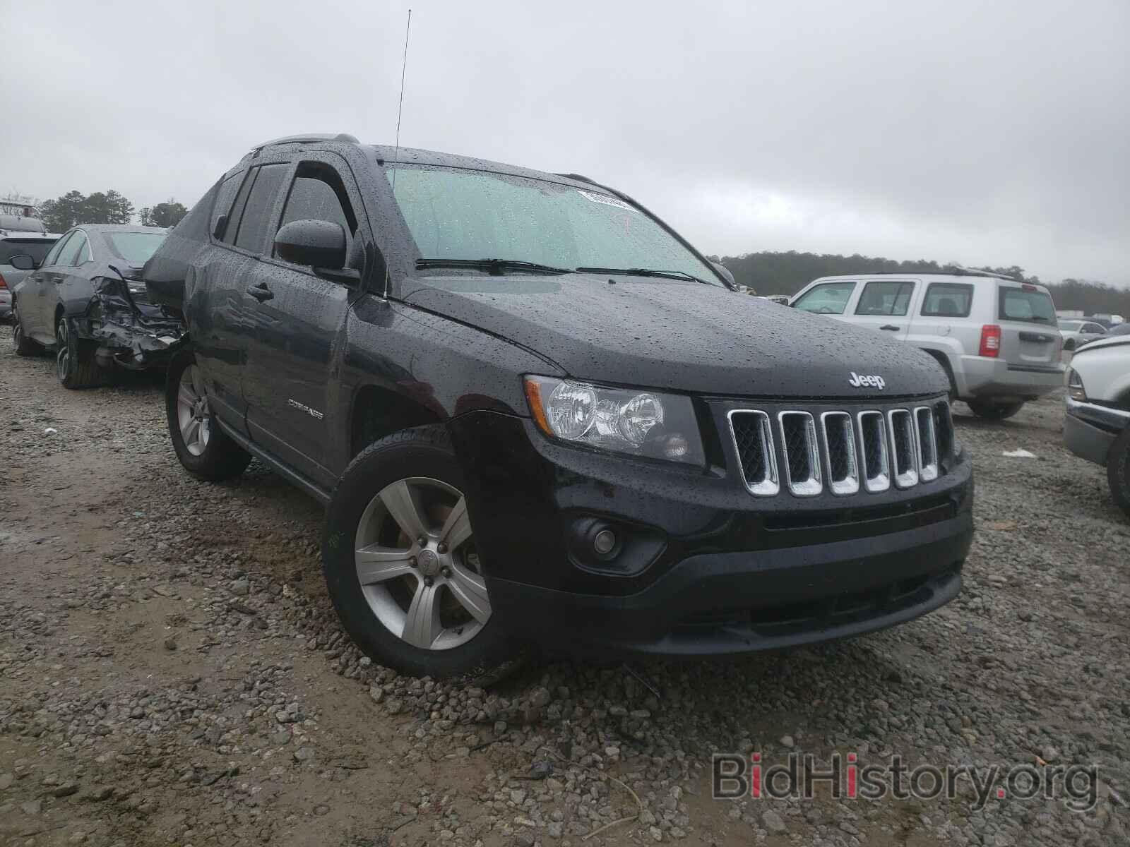 Photo 1C4NJCBAXGD560332 - JEEP COMPASS 2016