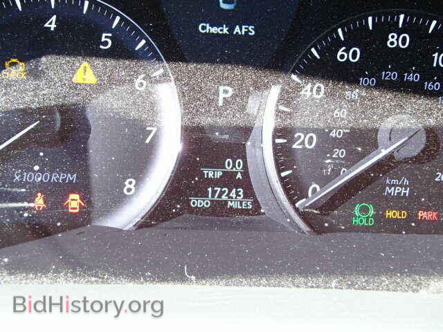 2012 LEXUS LS460 - VIN: JTHGL5EF0C5046045 - Photo 8