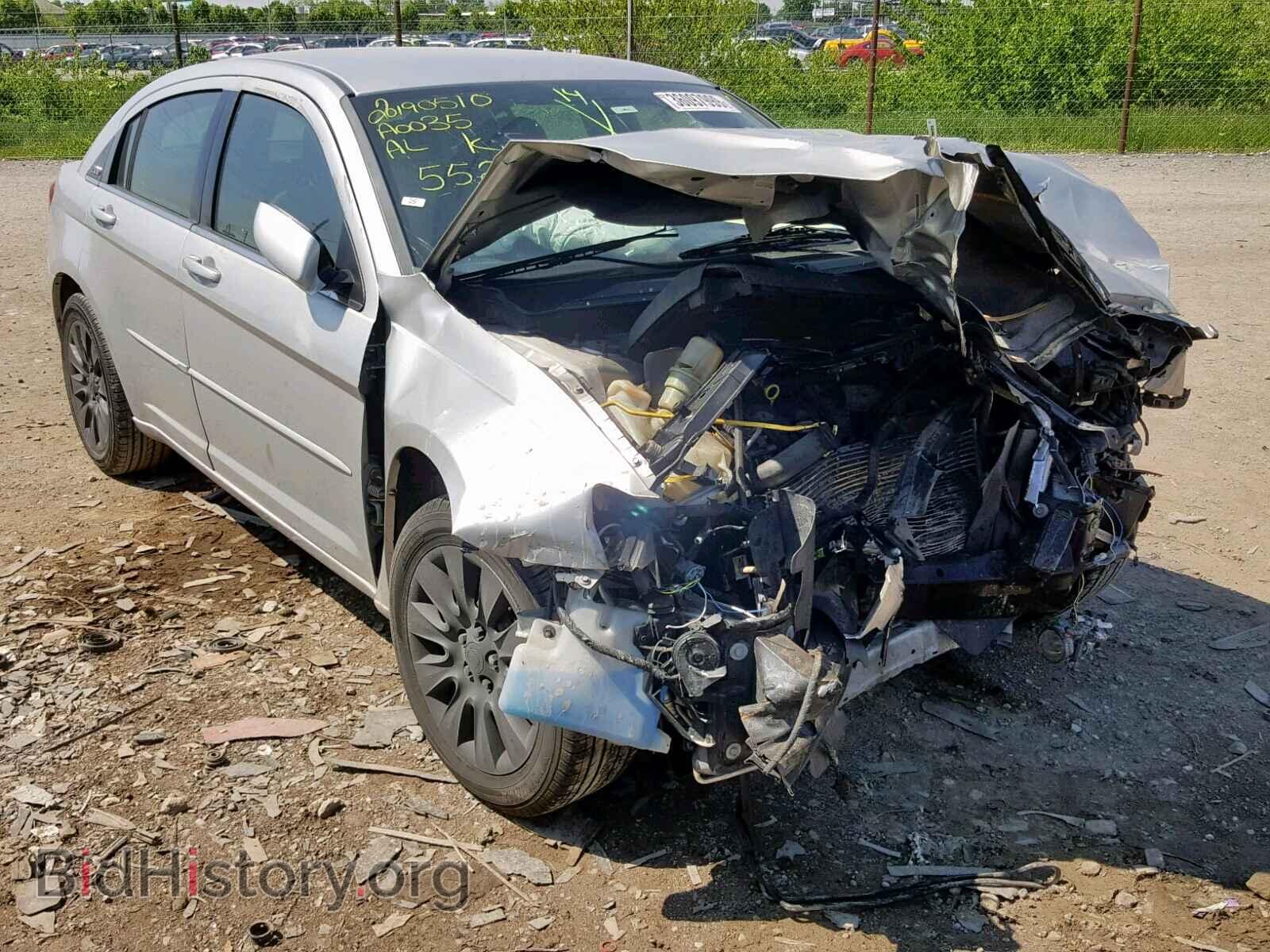 Photo 1C3BC4FB8BN552405 - CHRYSLER 200 2011