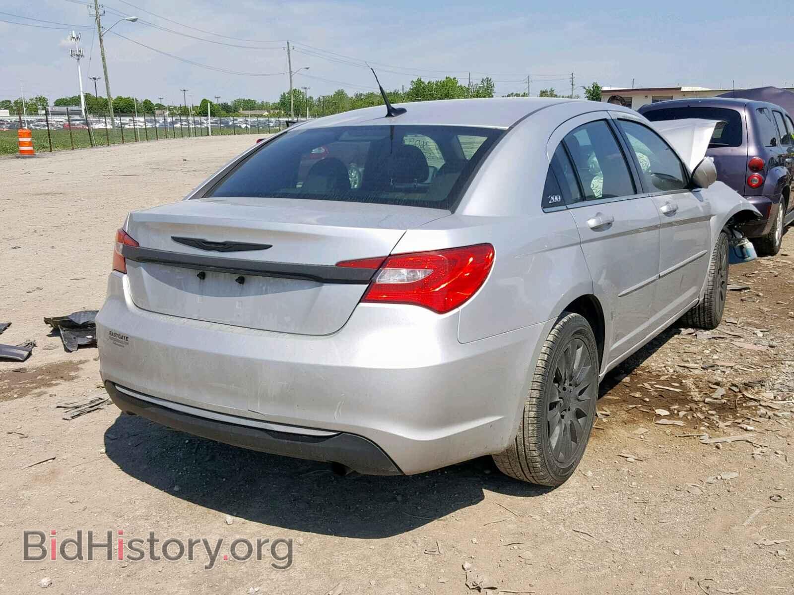 2011 CHRYSLER 200 - VIN: 1C3BC4FB8BN552405 - Фото 4