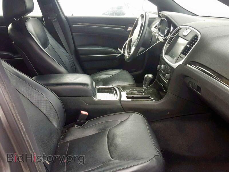 2011 Chrysler 300 (VIN 2C3CA5CG4BH527445) — фото 5 из 10