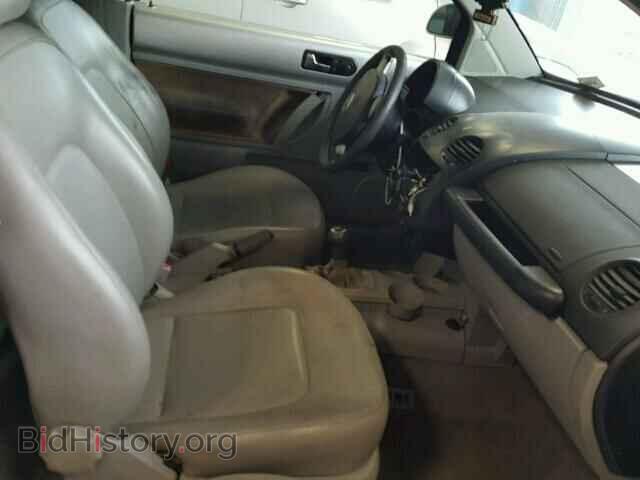2000 VOLKSWAGEN BEETLE - VIN: 3VWCA21C4YM410448 - Фото 5