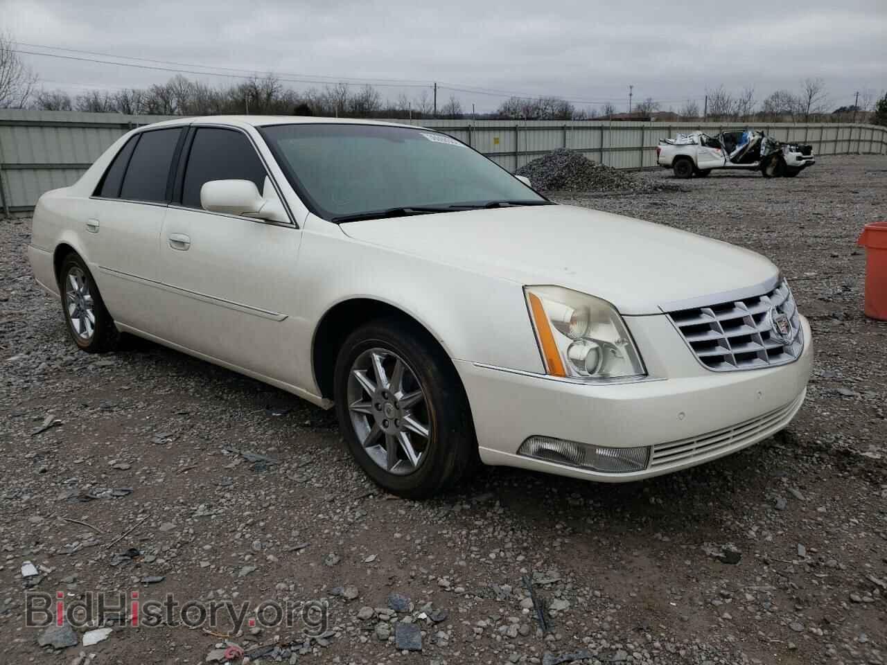 Photo 1G6KD5E62BU106830 - CADILLAC DTS 2011