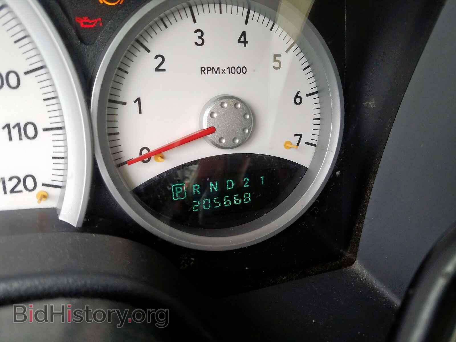 2005 DODGE DURANGO - VIN: 1D8HD48D75F509885 - Photo 8