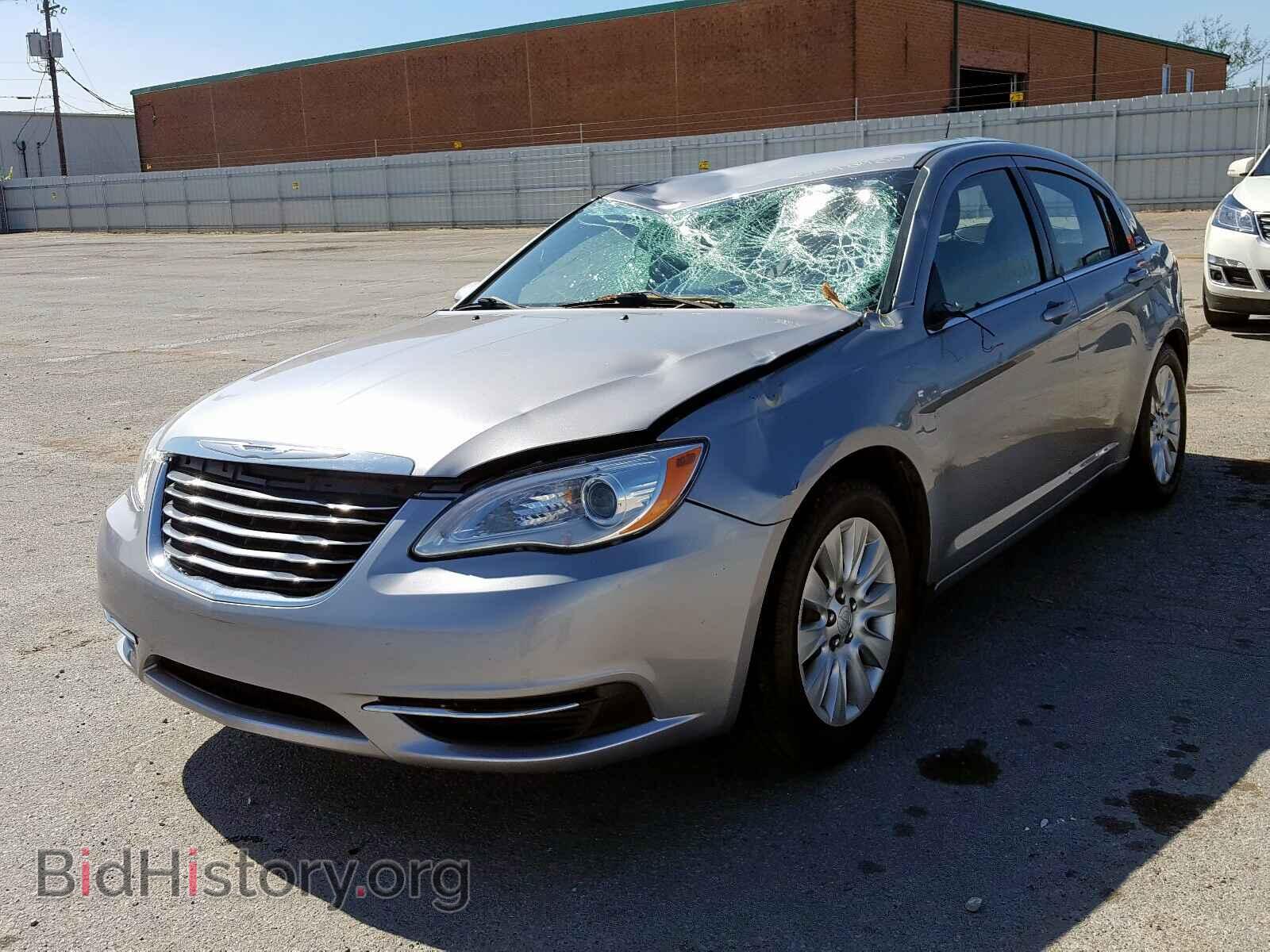 2014 CHRYSLER 200 - VIN: 1C3CCBAB2EN208881 - Фото 2