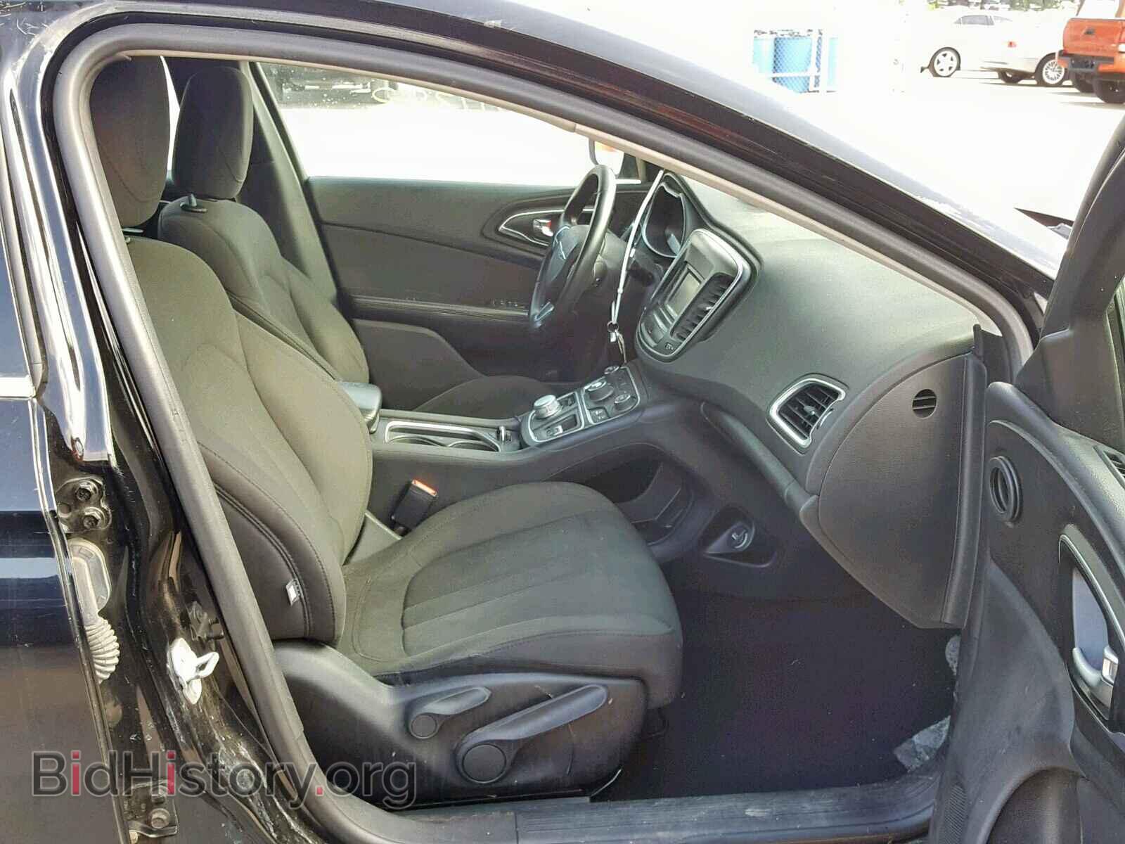 2016 CHRYSLER 200 - VIN: 1C3CCCAB5GN110937 - Photo 5