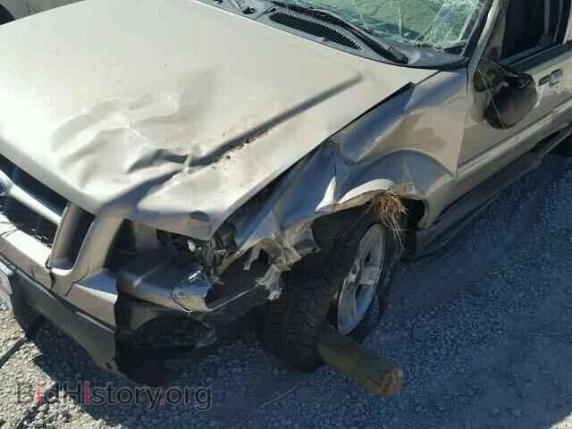 2005 FORD EXPLORER - VIN: 1FMZU67K75UA88918 - Photo 9