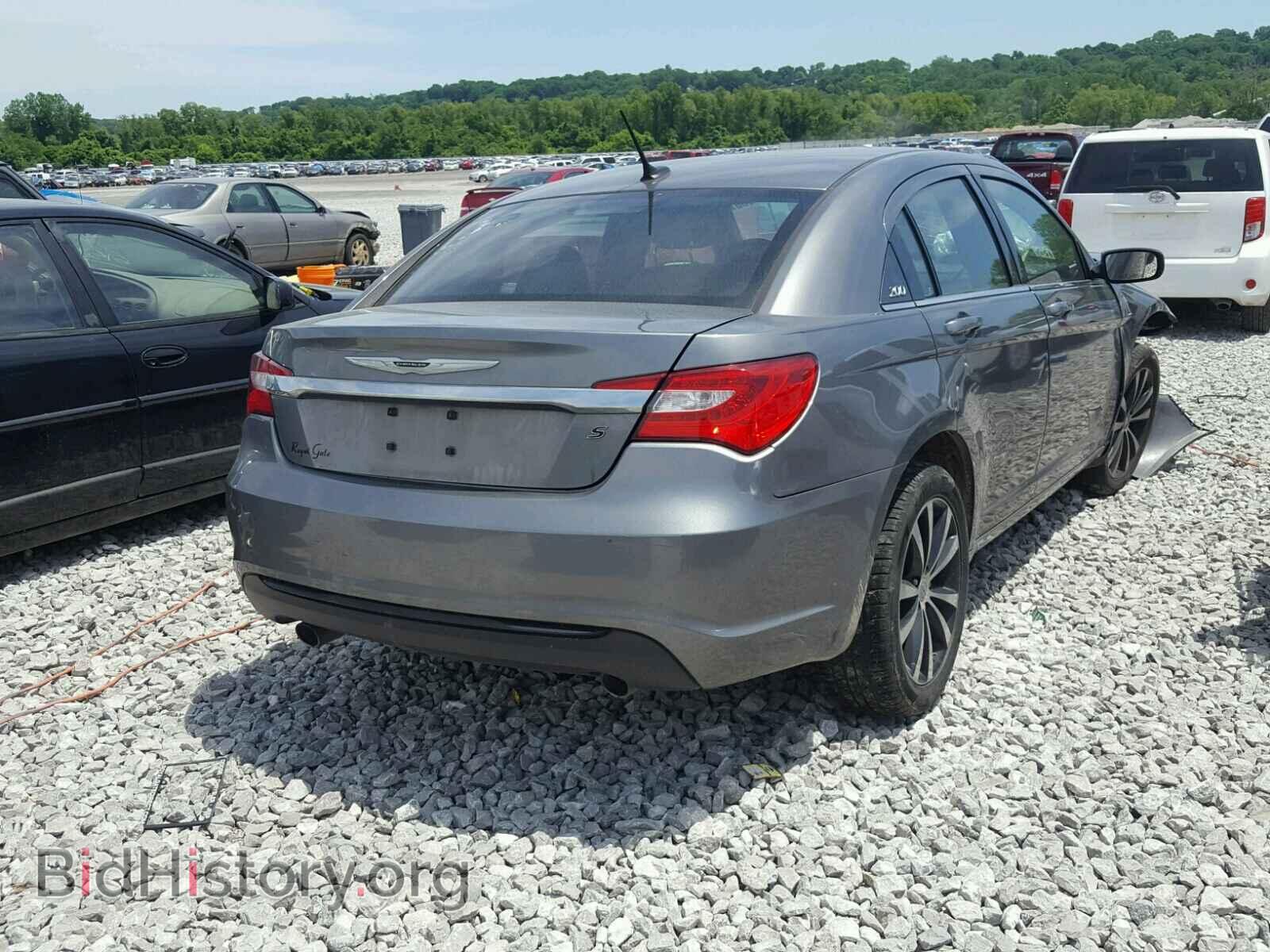 2013 CHRYSLER 200 - VIN: 1C3CCBCG0DN597821 - Photo 4
