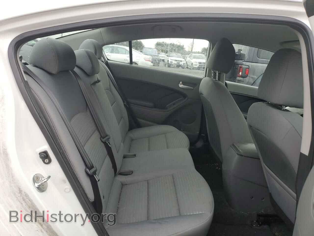 2017 KIA FORTE - VIN: 3KPFL4A79HE035207 - Фото 10