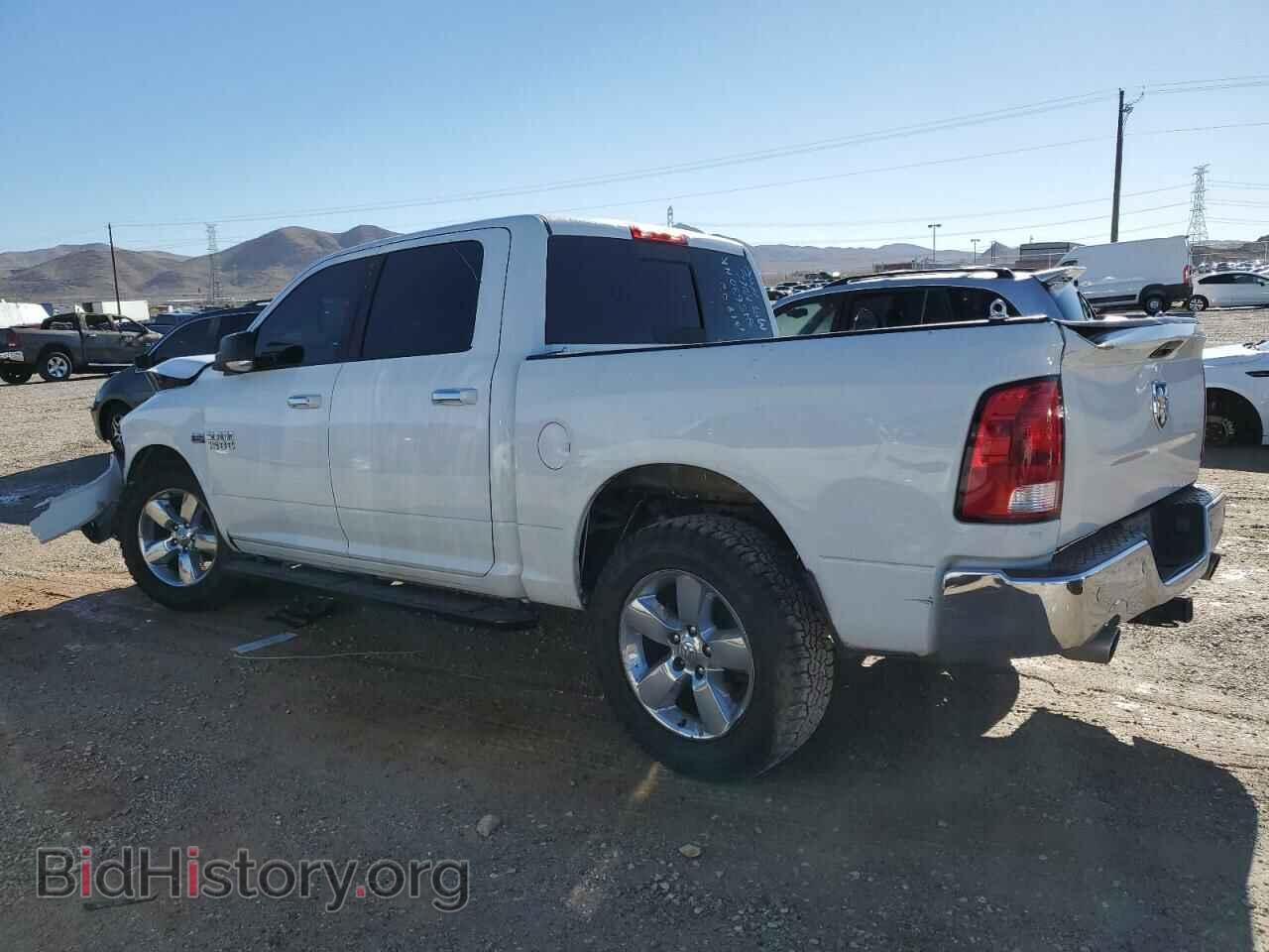2016 RAM 1500 - VIN: 3C6RR6LTXGG320252 - Фото 2