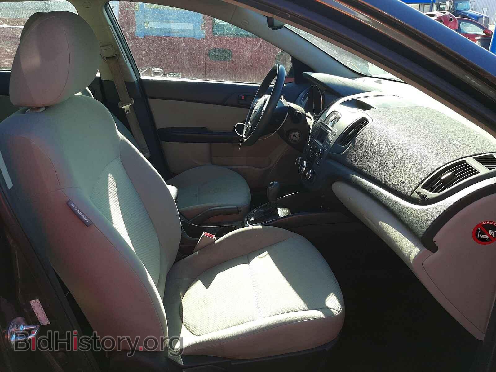 2012 KIA FORTE - VIN: KNAFU4A2XC5470983 - Фото 5