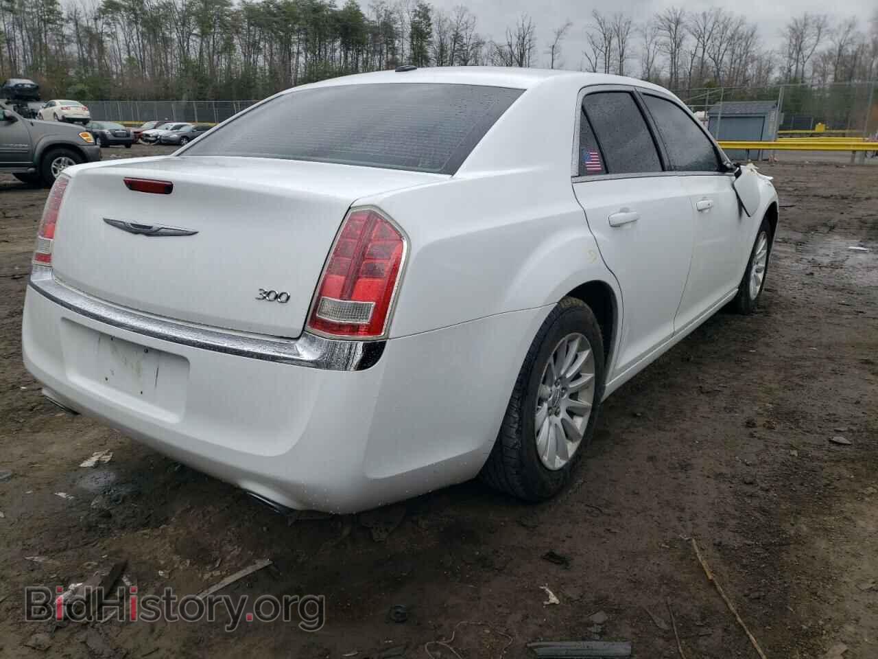 2013 CHRYSLER 300 - VIN: 2C3CCAAG5DH665259 - Фото 4