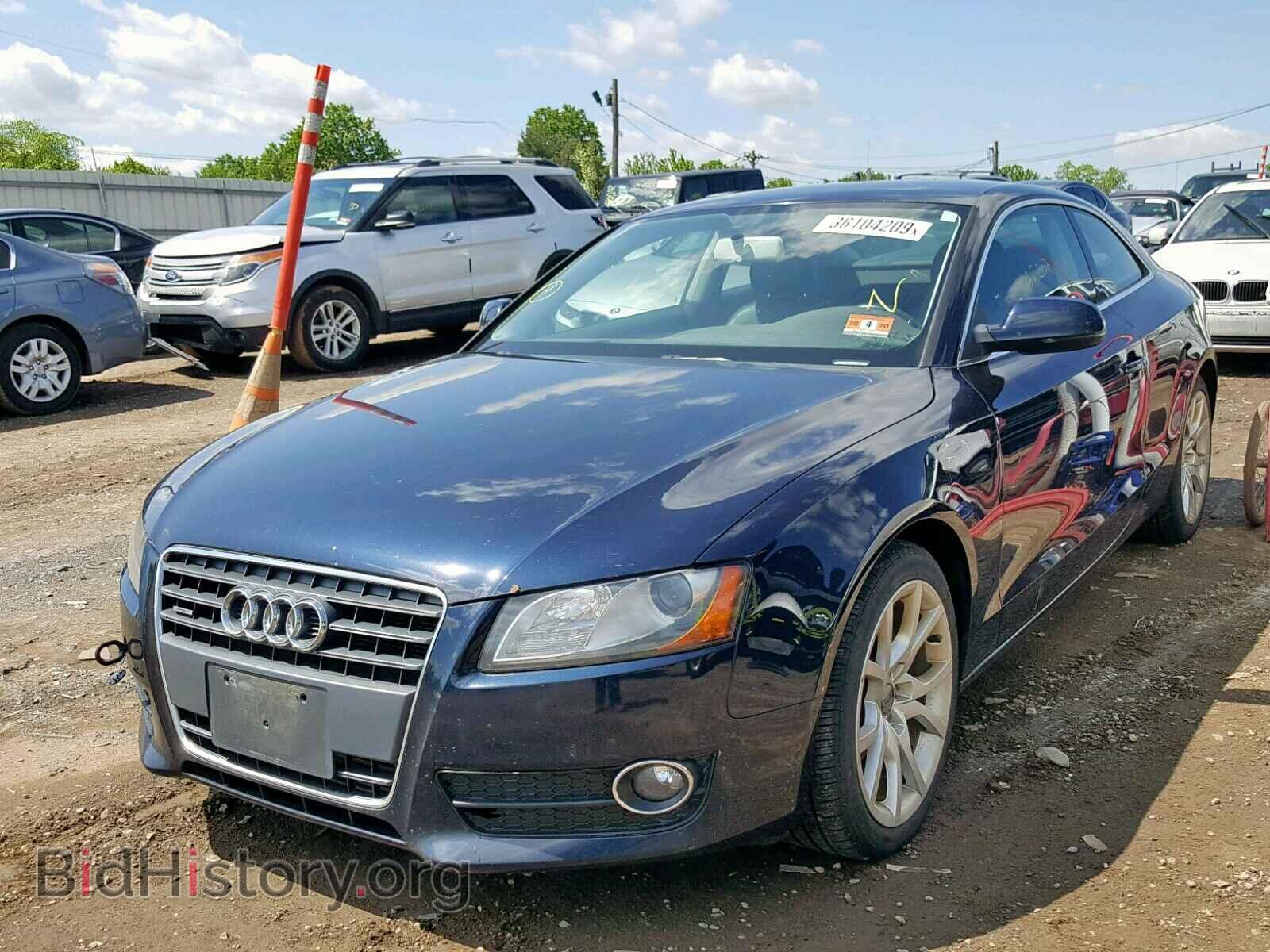 2010 AUDI A5 PREMIUM - VIN: WAUCFAFR7AA069543 - Фото 2