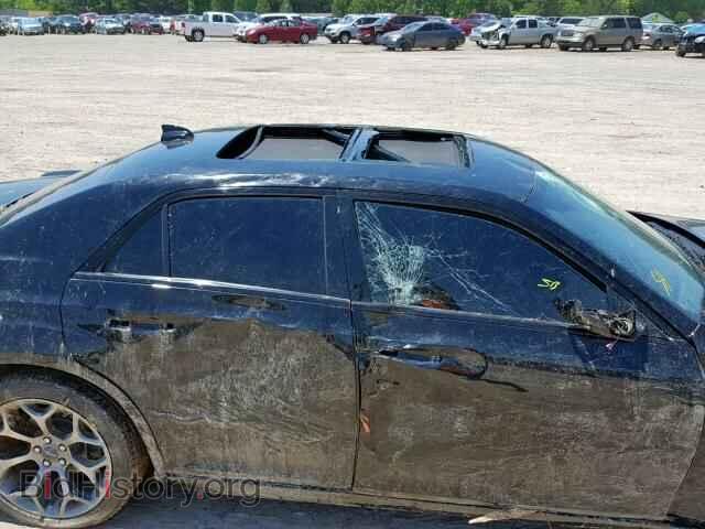 2018 CHRYSLER 300 - VIN: 2C3CCABG4JH191704 - Фото 9