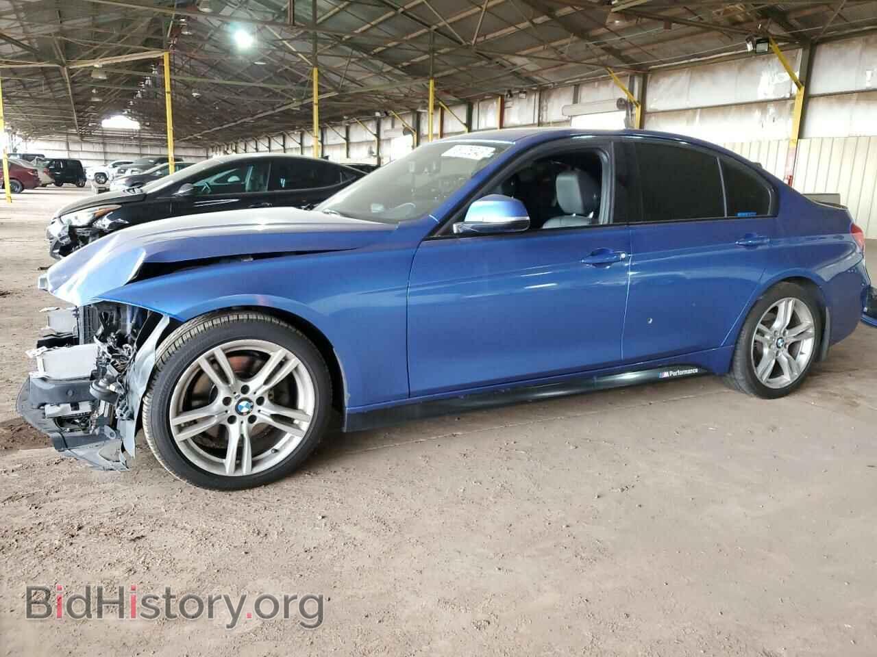 Photo WBA3A5C55DF351064 - BMW 3 SERIES 2013
