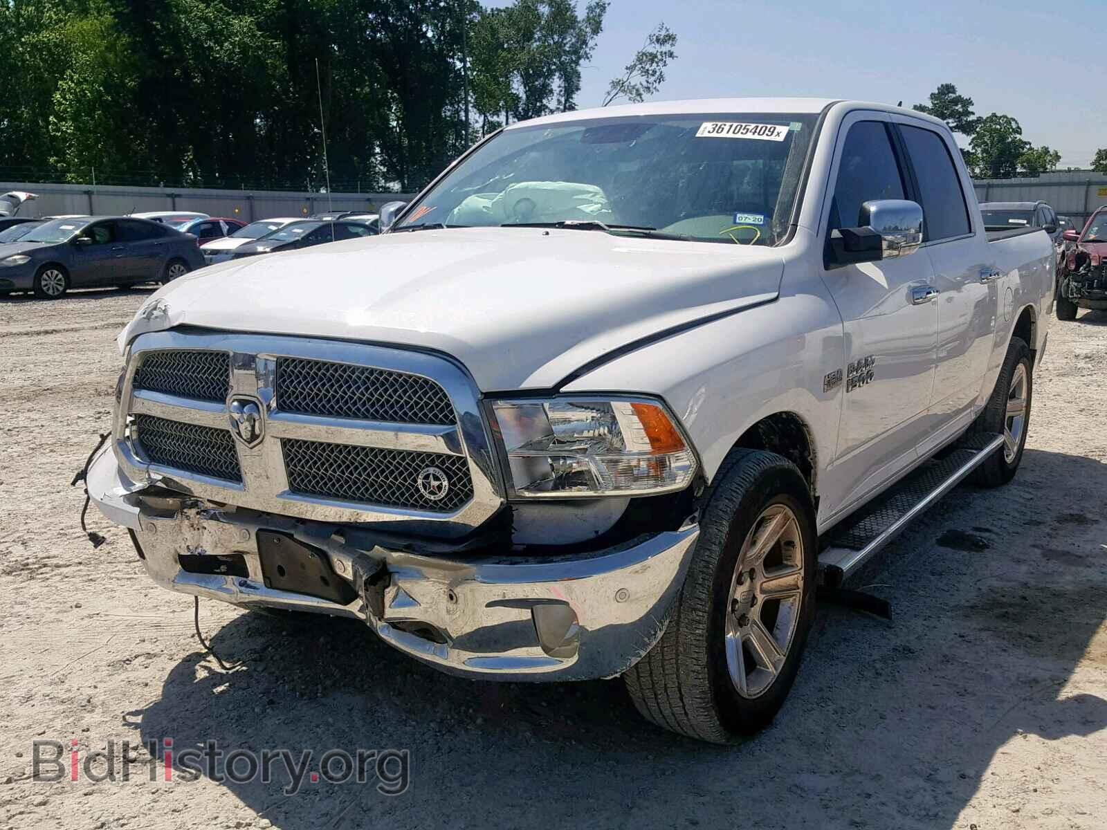2018 RAM 1500 SLT - VIN: 1C6RR6LT2JS183677 - Фото 2