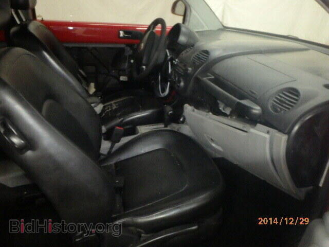 2000 VOLKSWAGEN BEETLE - VIN: 3VWCA21C2YM461303 - Фото 5