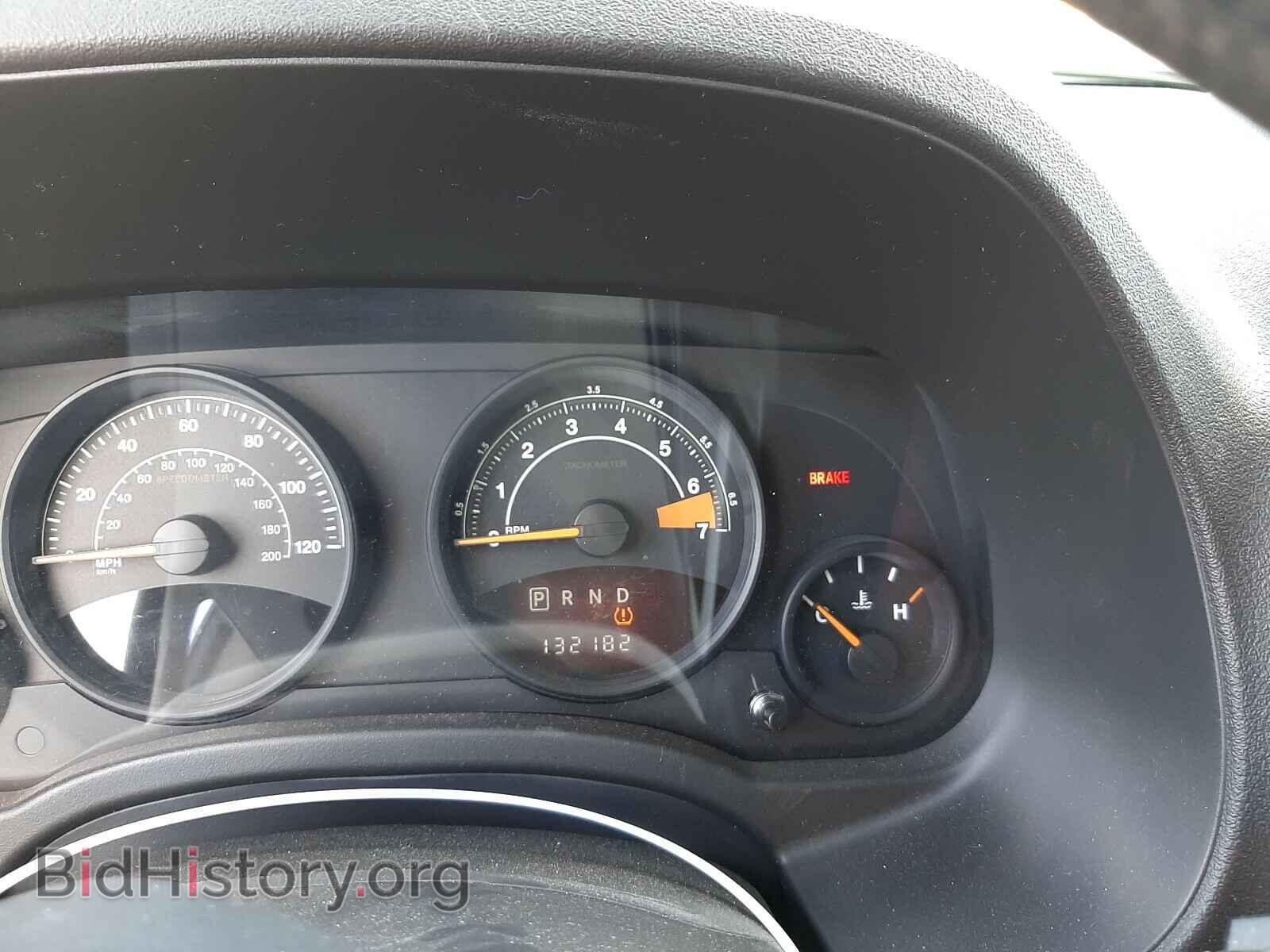 2014 JEEP COMPASS - VIN: 1C4NJCBAXED843195 - Фото 8