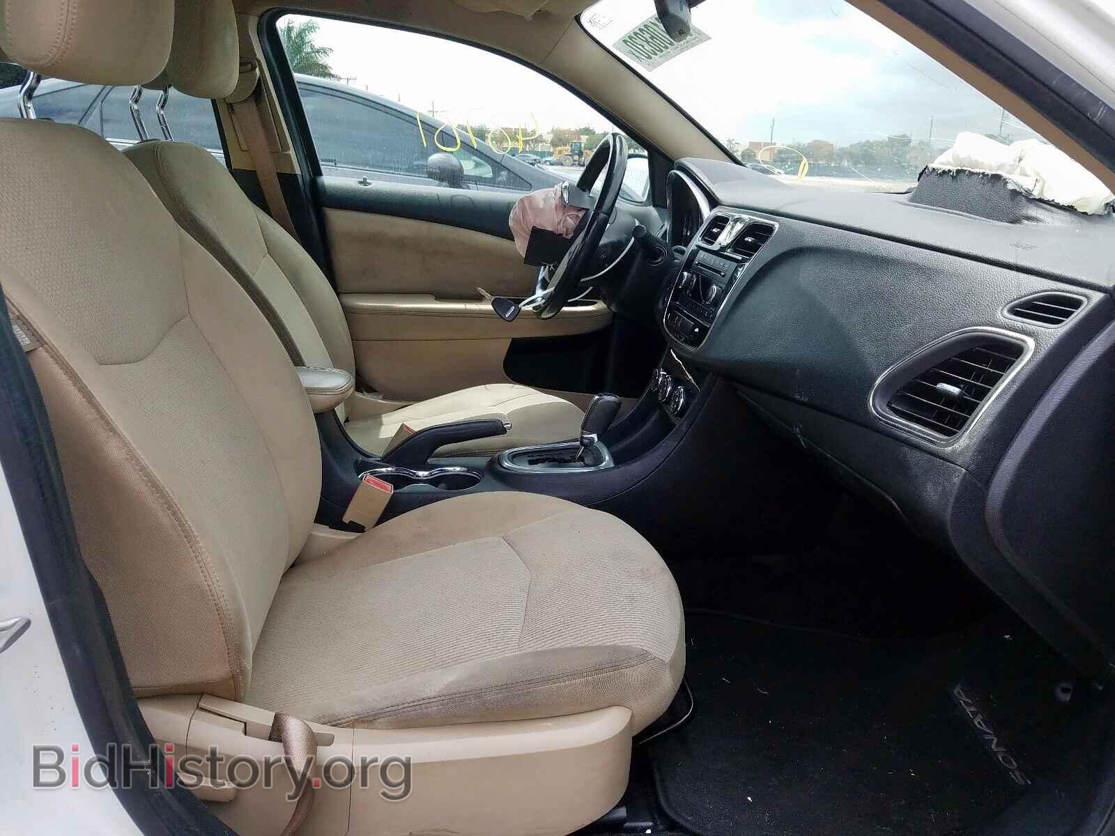 2013 CHRYSLER 200 - VIN: 1C3CCBBB6DN553120 - Фото 5