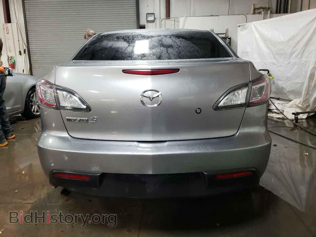 2011 MAZDA 3 - VIN: JM1BL1UF4B1451076 - Фото 6