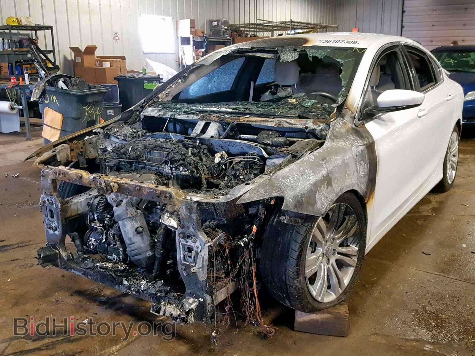 2015 CHRYSLER 200 - VIN: 1C3CCCAB1FN623794 - Photo 2