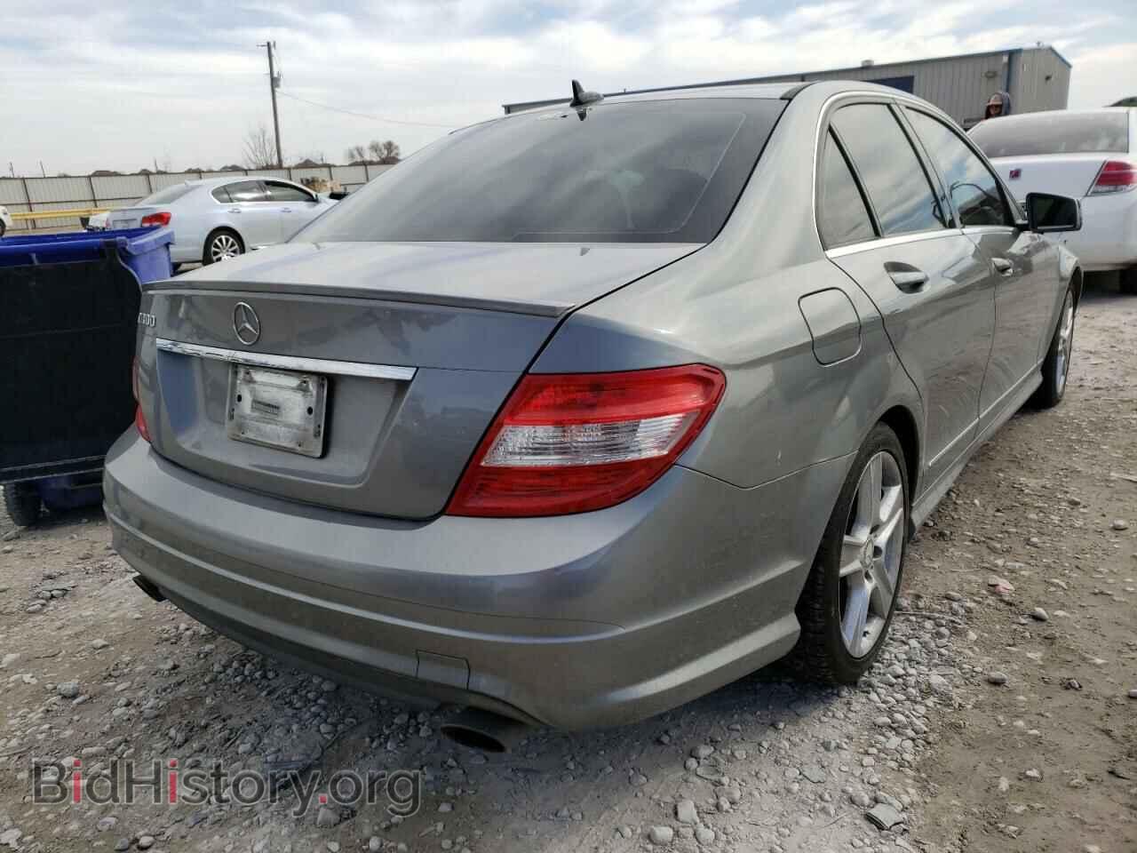 2011 MERCEDES-BENZ C-CLASS - VIN: WDDGF5EB3BR137314 - Фото 4
