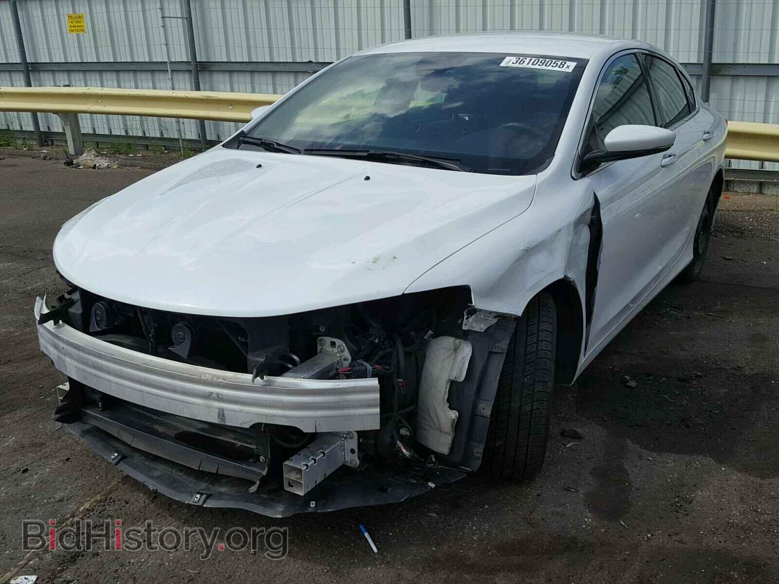 2015 CHRYSLER 200 - VIN: 1C3CCCCB0FN668545 - Фото 2