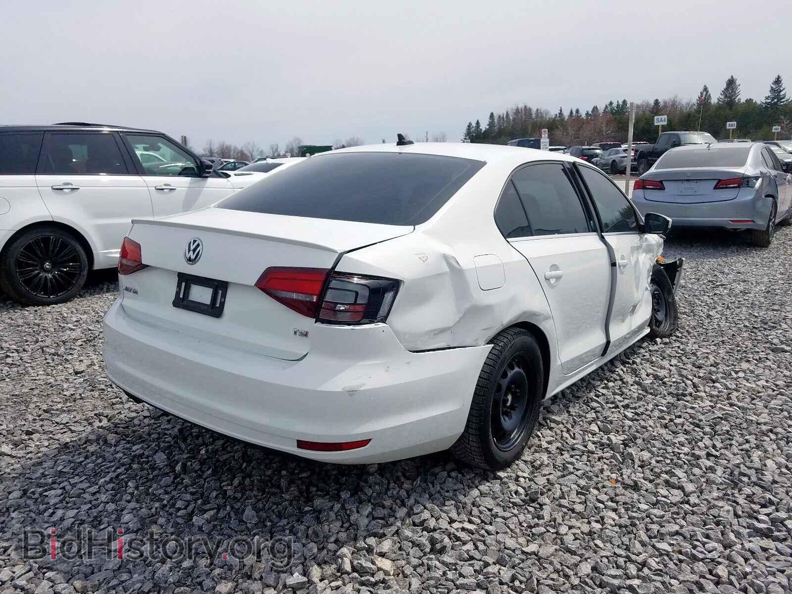 2017 VOLKSWAGEN JETTA - VIN: 3VWDB7AJ0HM307766 - Фото 4