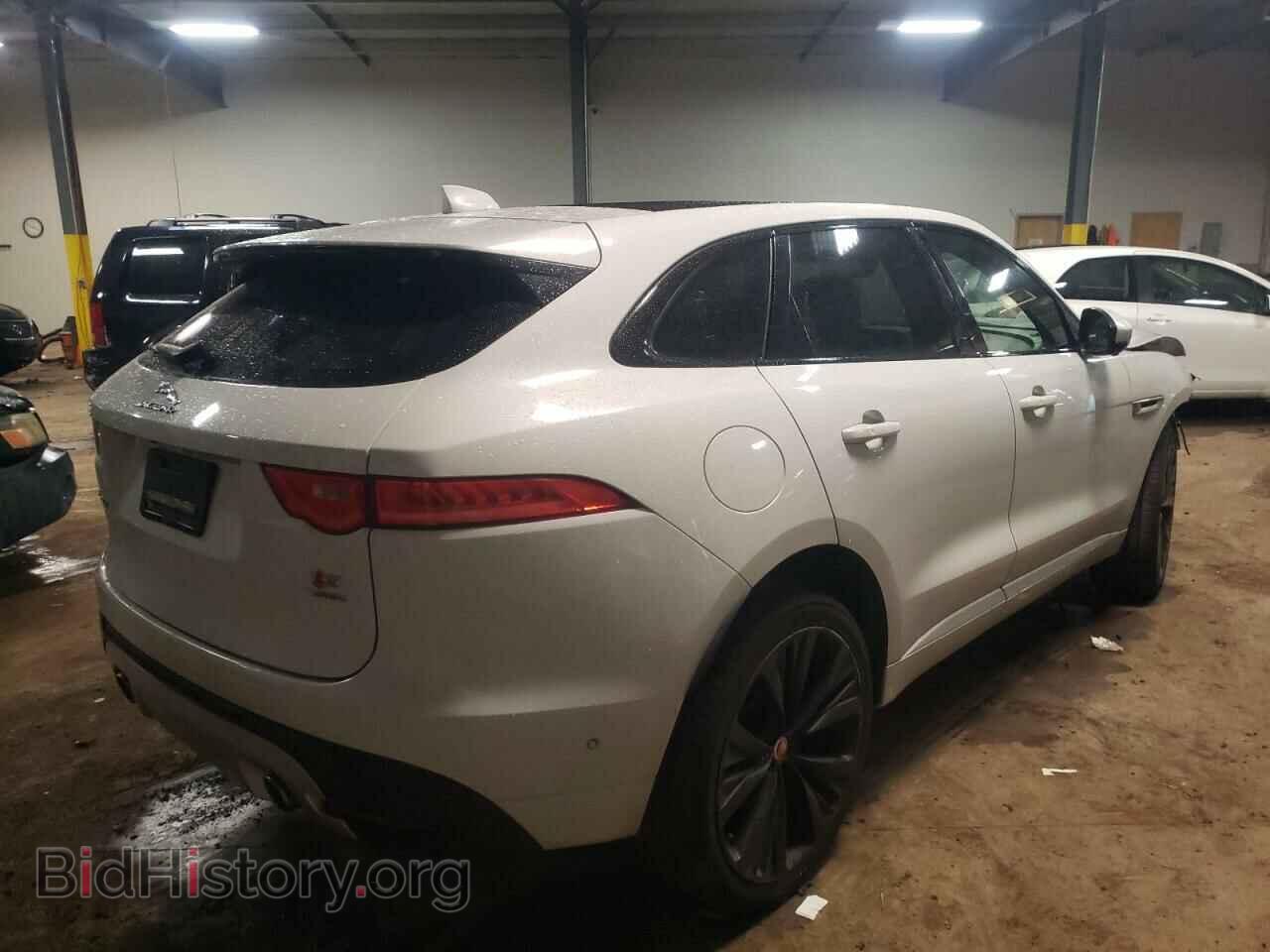 2017 JAGUAR F-PACE - VIN: SADCM2BVXHA089379 - Фото 4
