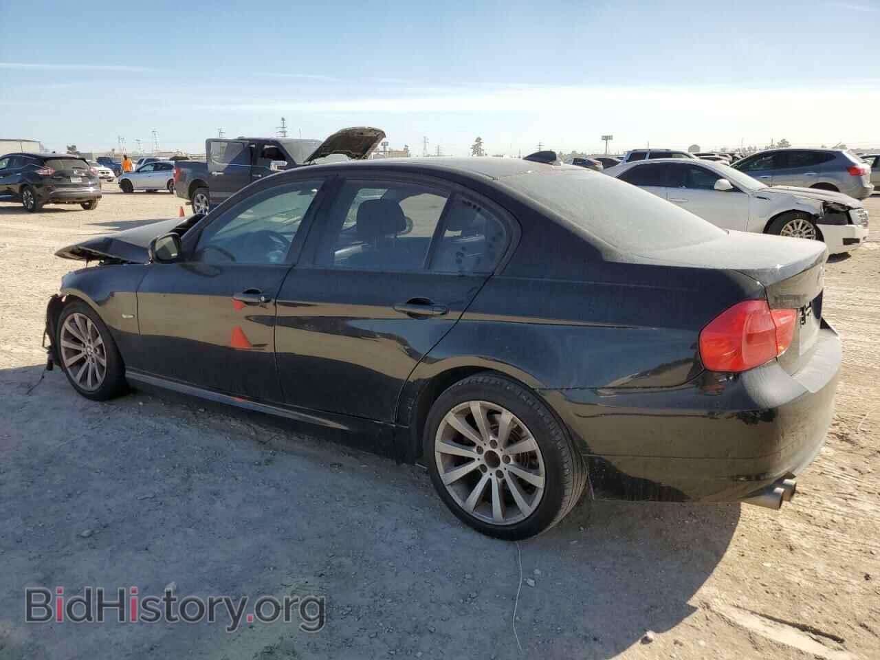 2011 BMW 3 SERIES - VIN: WBAPH5C59BA443060 - Фото 2