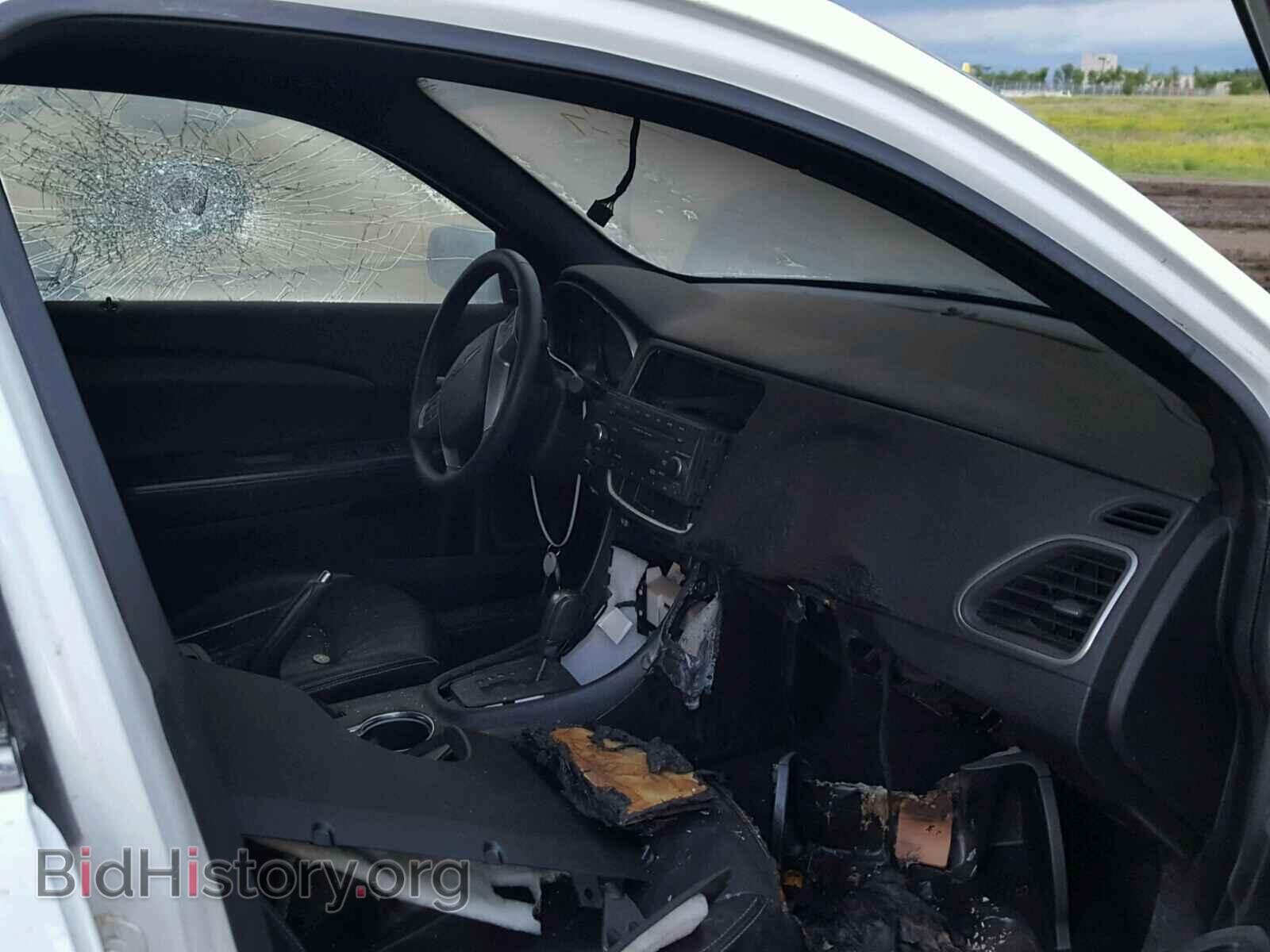 2013 CHRYSLER 200 - VIN: 1C3CCBCG1DN751839 - Photo 5