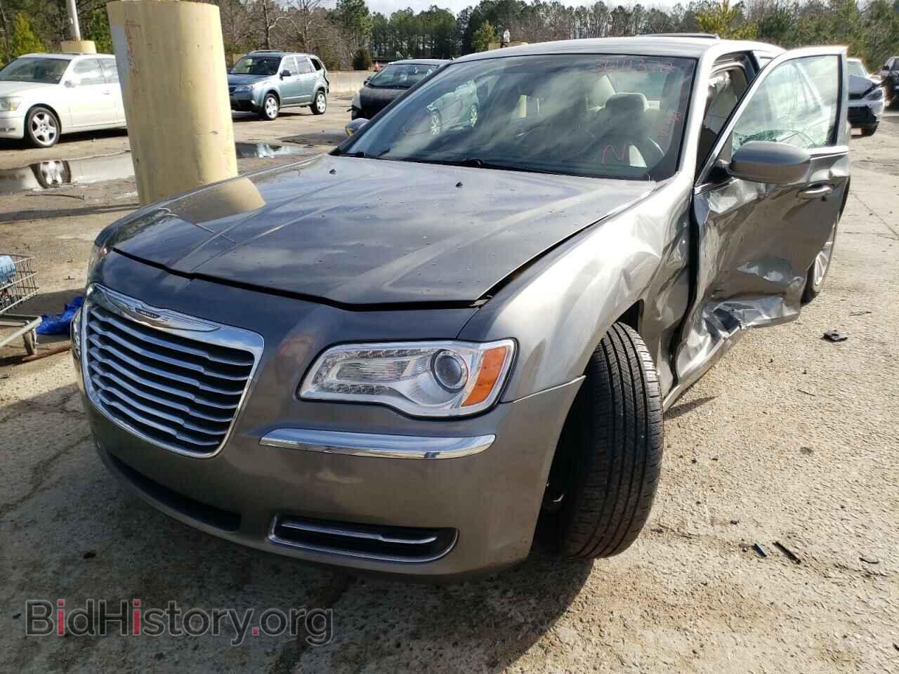 2012 CHRYSLER 300 - VIN: 2C3CCAAG1CH139001 - Фото 2