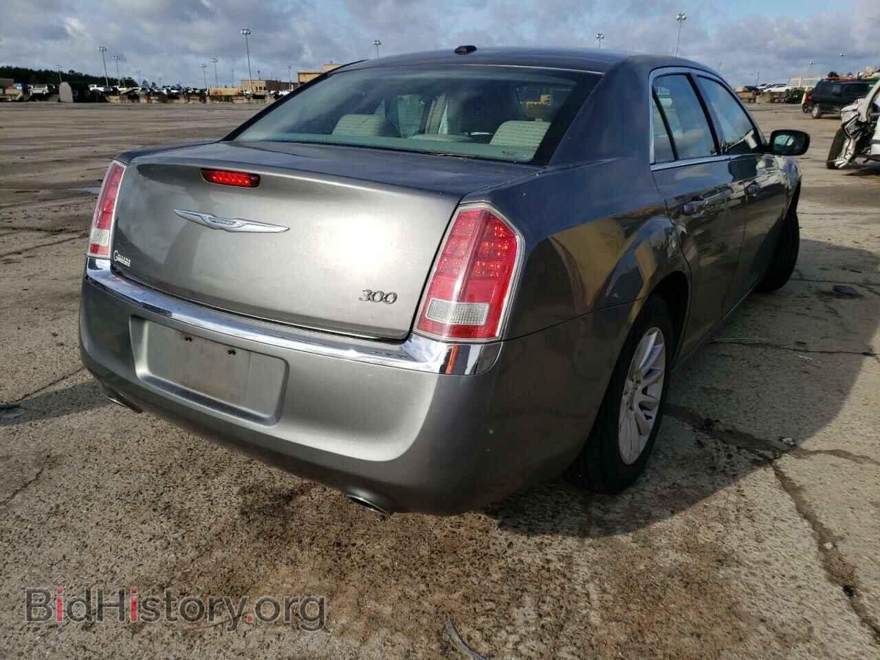 2012 CHRYSLER 300 - VIN: 2C3CCAAG1CH139001 - Фото 4