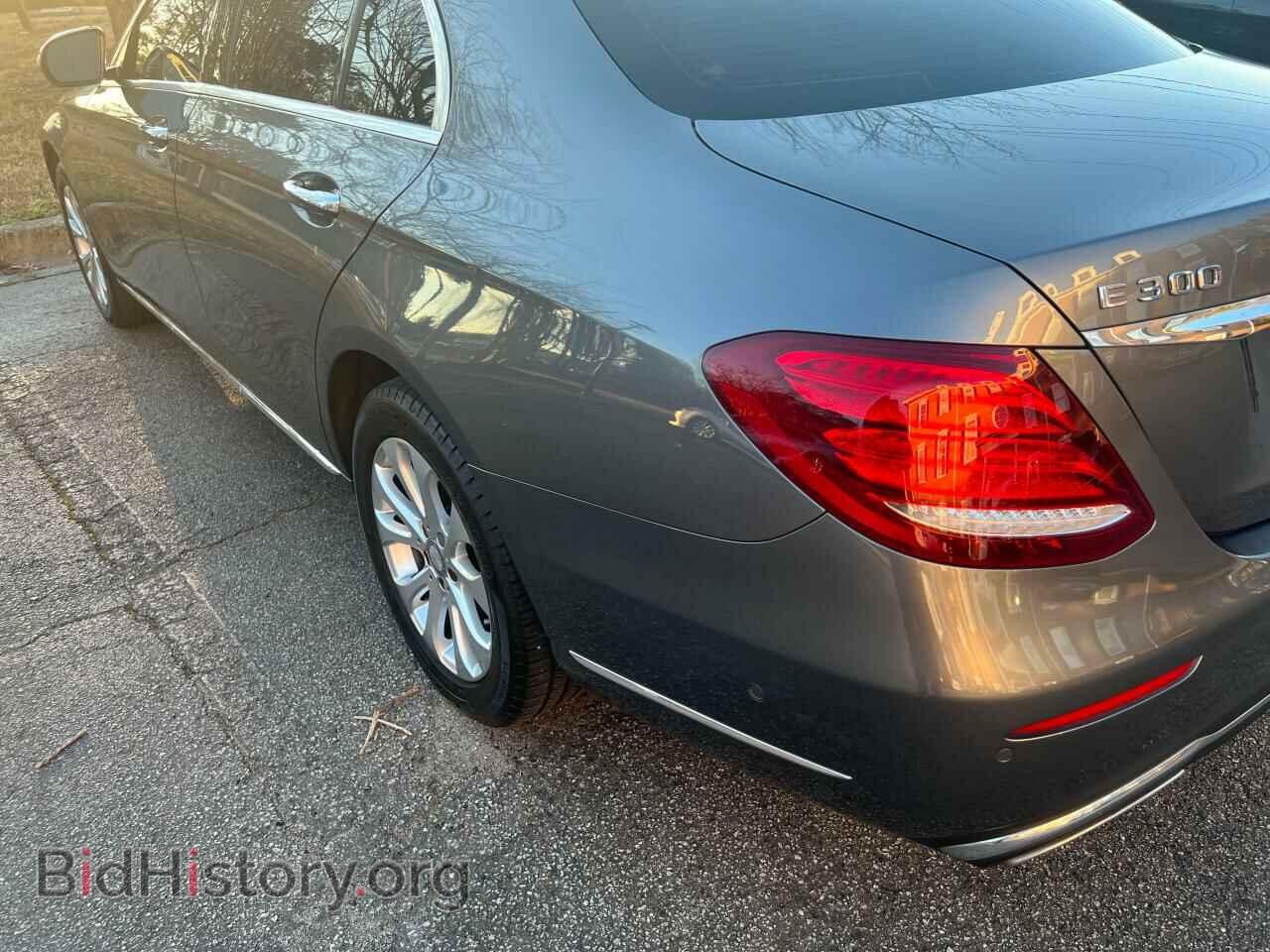 2017 MERCEDES-BENZ E-CLASS - VIN: WDDZF4KB5HA166036 - Фото 3